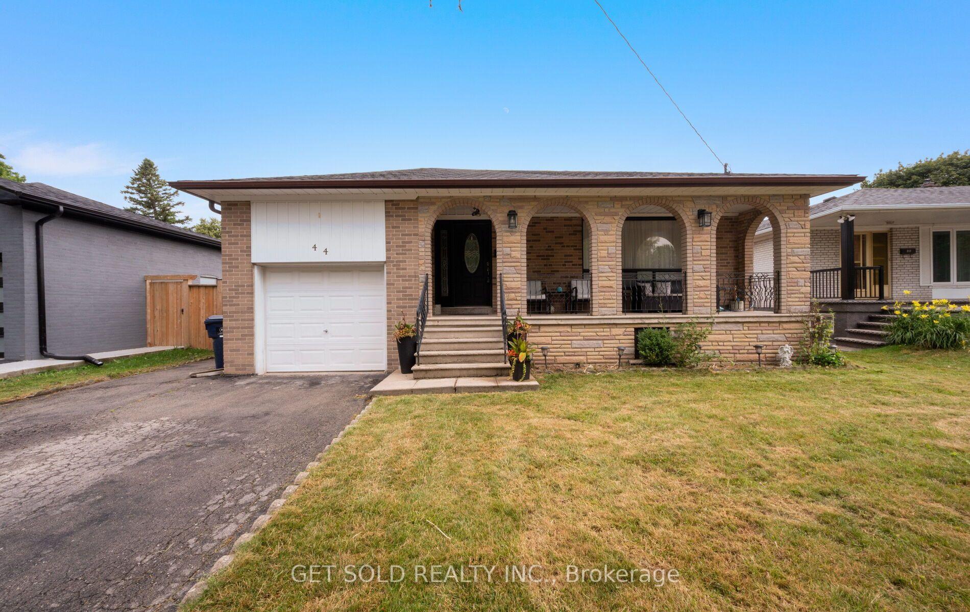 Photo 29 of 44 Mancroft Crescent, Etobicoke, West Humber-Clairville — HOMEH