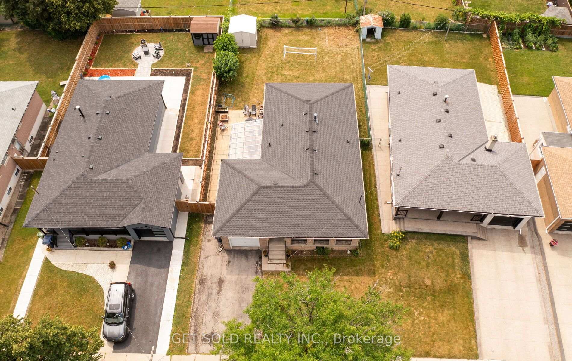 Photo 34 of 44 Mancroft Crescent, Etobicoke, West Humber-Clairville — HOMEH