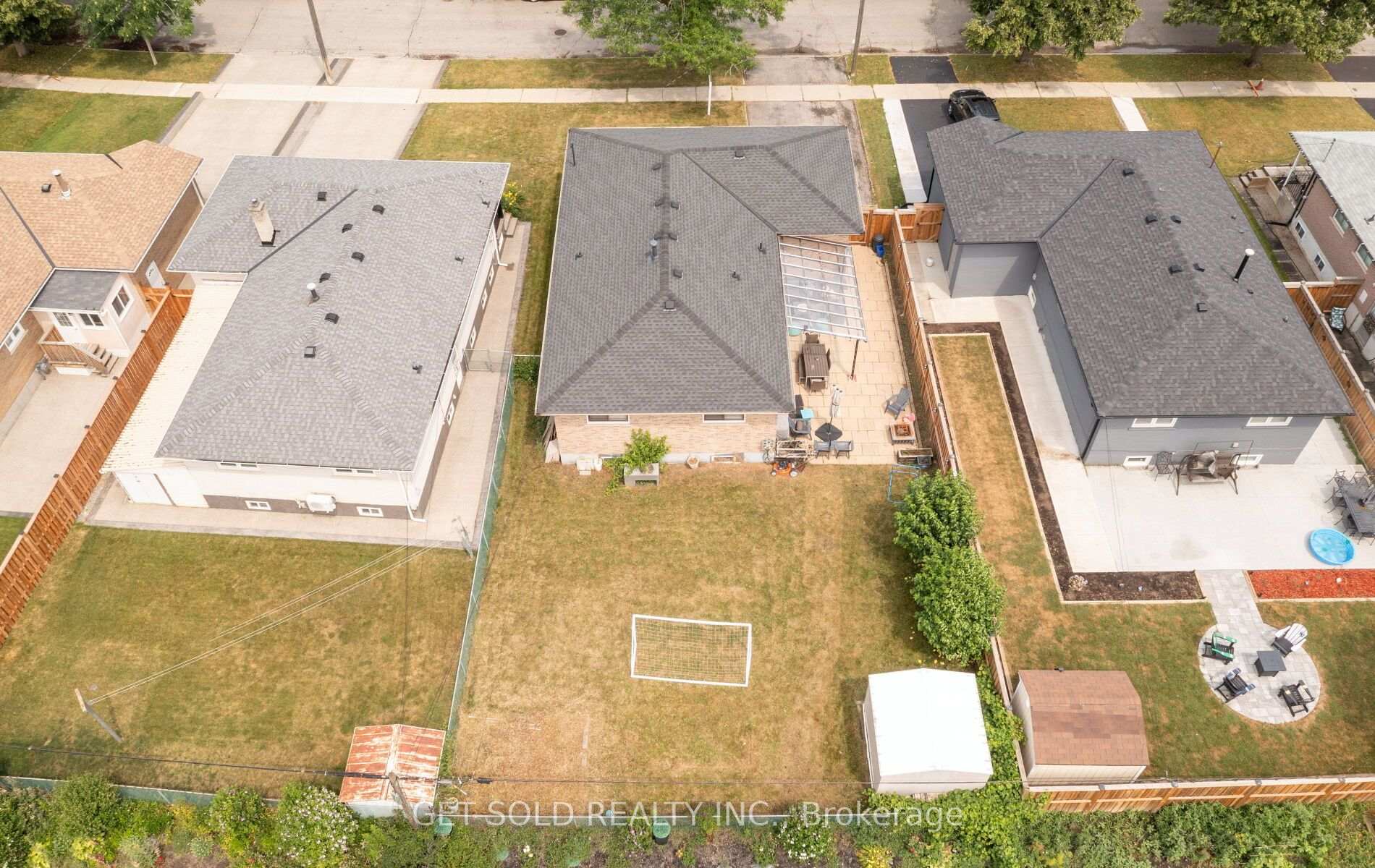 Photo 35 of 44 Mancroft Crescent, Etobicoke, West Humber-Clairville — HOMEH