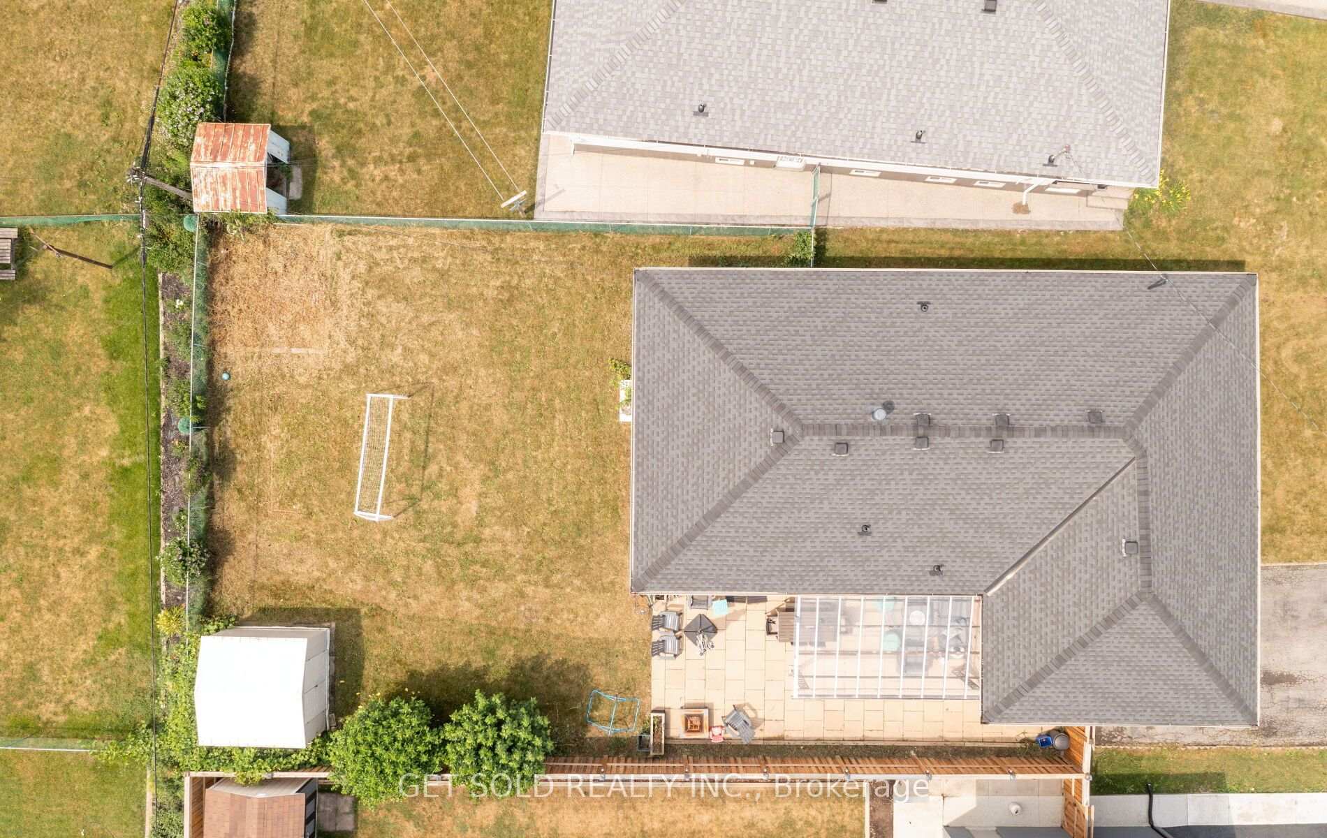 Photo 37 of 44 Mancroft Crescent, Etobicoke, West Humber-Clairville — HOMEH