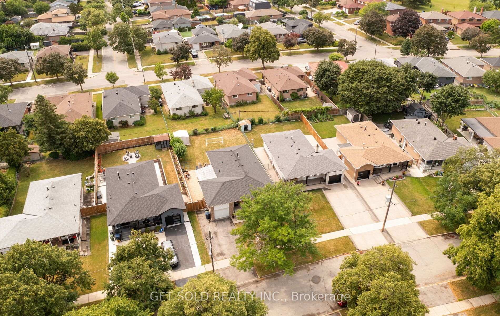 Photo 38 of 44 Mancroft Crescent, Etobicoke, West Humber-Clairville — HOMEH