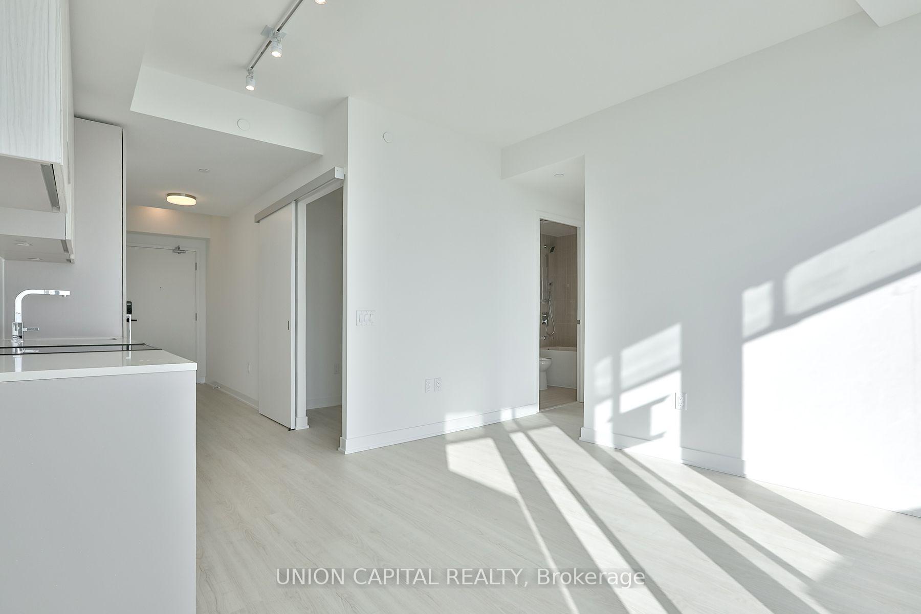 Photo 10 of Unit 3307, 3883 Quartz Road, Mississauga, City Centre — HOMEH