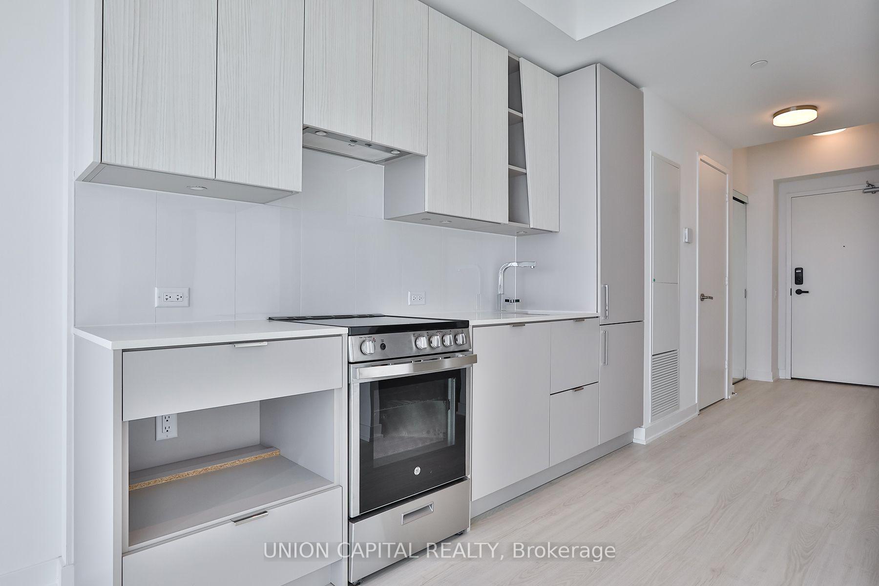 Photo 17 of Unit 3307, 3883 Quartz Road, Mississauga, City Centre — HOMEH