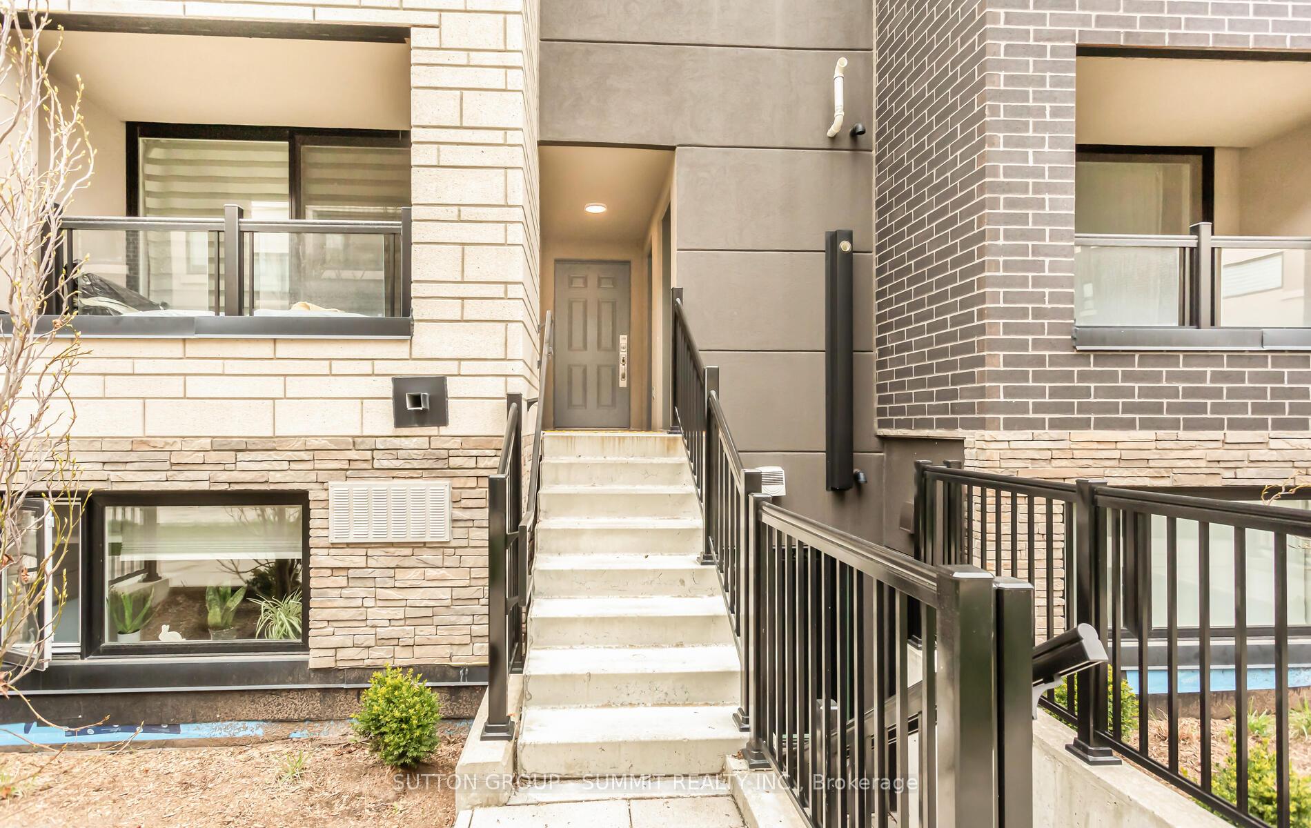 Photo 2 of Unit 207, 1137 Cooke Boulevard, Burlington, LaSalle — HOMEH