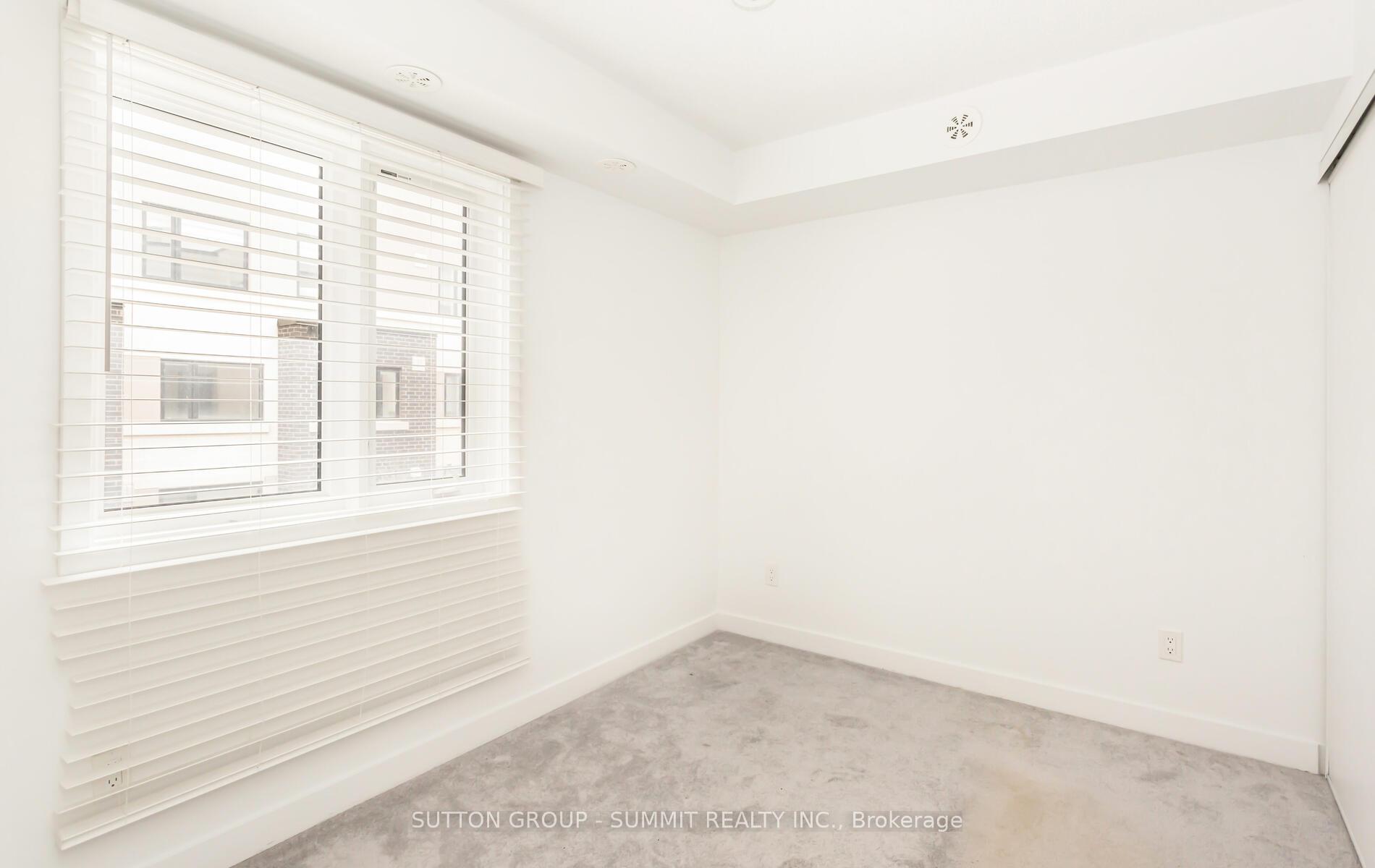 Photo 6 of Unit 207, 1137 Cooke Boulevard, Burlington, LaSalle — HOMEH