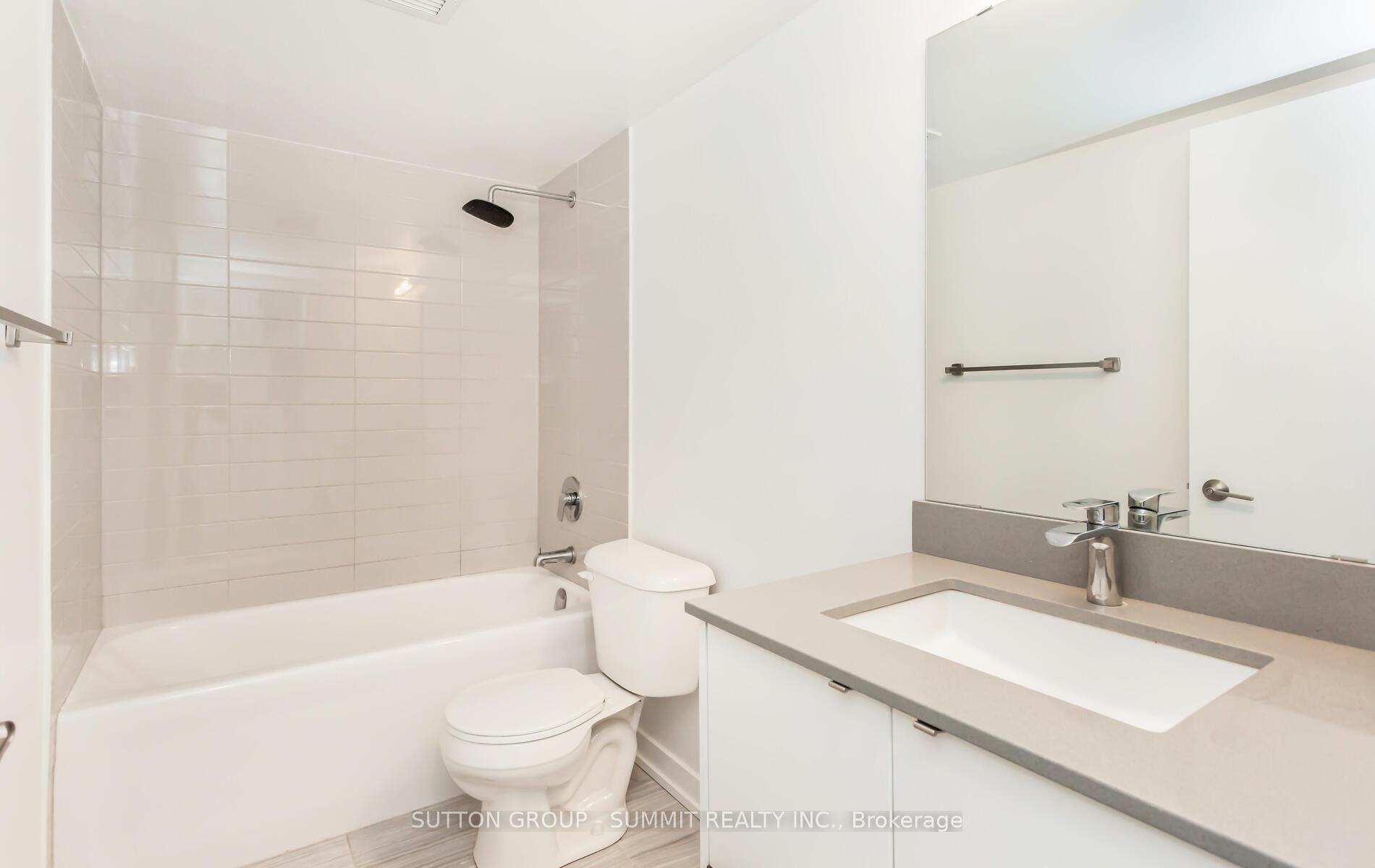 Photo 10 of Unit 207, 1137 Cooke Boulevard, Burlington, LaSalle — HOMEH