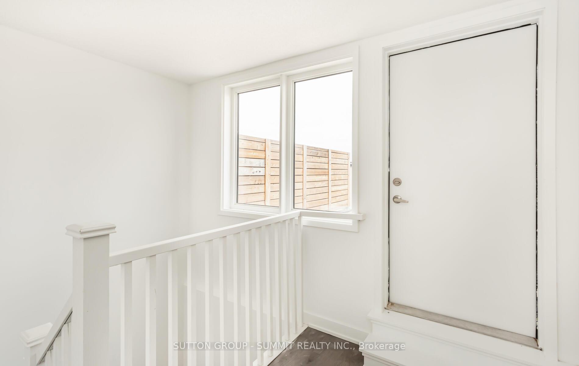 Photo 14 of Unit 207, 1137 Cooke Boulevard, Burlington, LaSalle — HOMEH