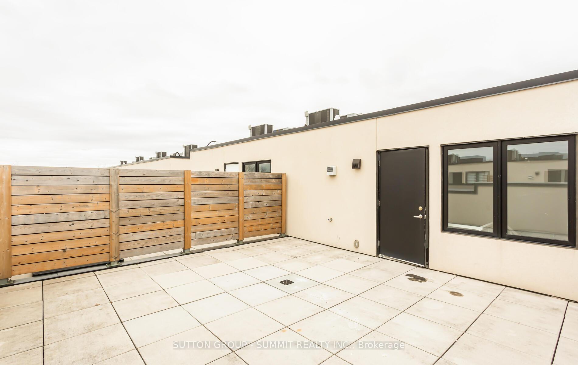 Photo 17 of Unit 207, 1137 Cooke Boulevard, Burlington, LaSalle — HOMEH