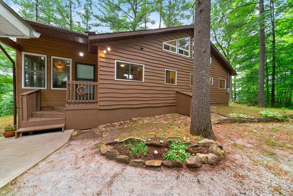 Photo 6 of 2854 Smith Road, Frontenac, Frontenac North — HOMEH