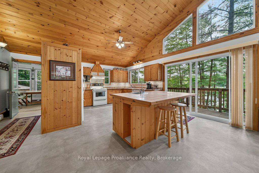 Photo 12 of 2854 Smith Road, Frontenac, Frontenac North — HOMEH