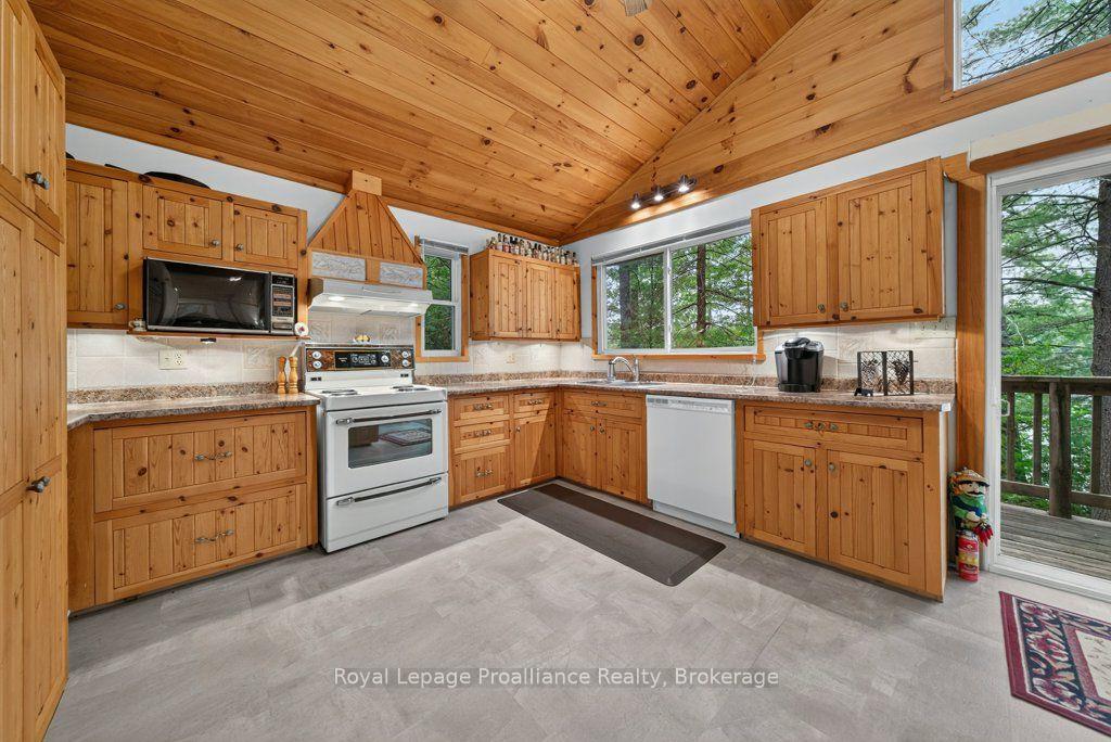 Photo 14 of 2854 Smith Road, Frontenac, Frontenac North — HOMEH