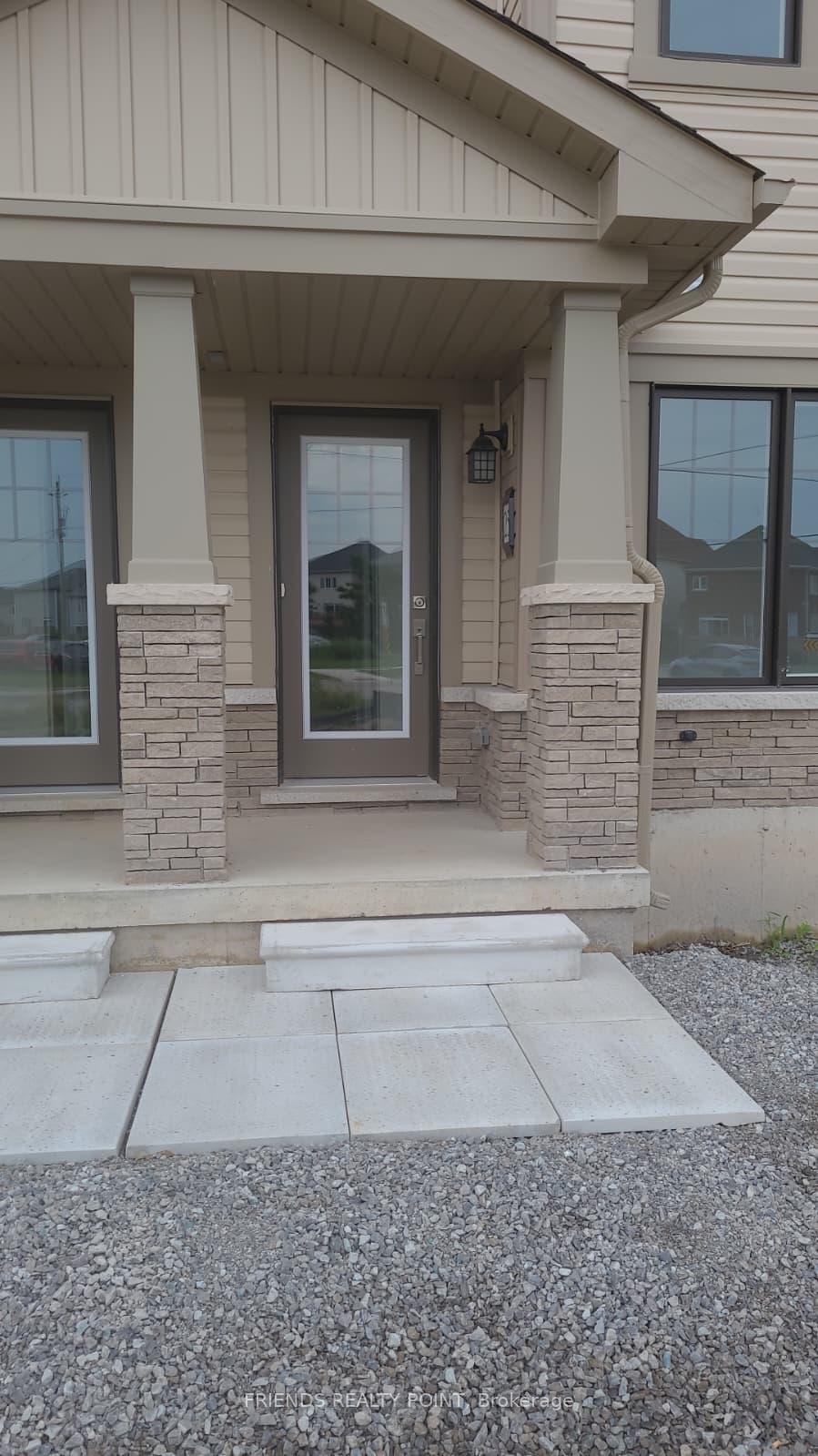 Photo 2 of 25 Vanderburg Lane, Thorold, Hurricane/Merrittville — HOMEH