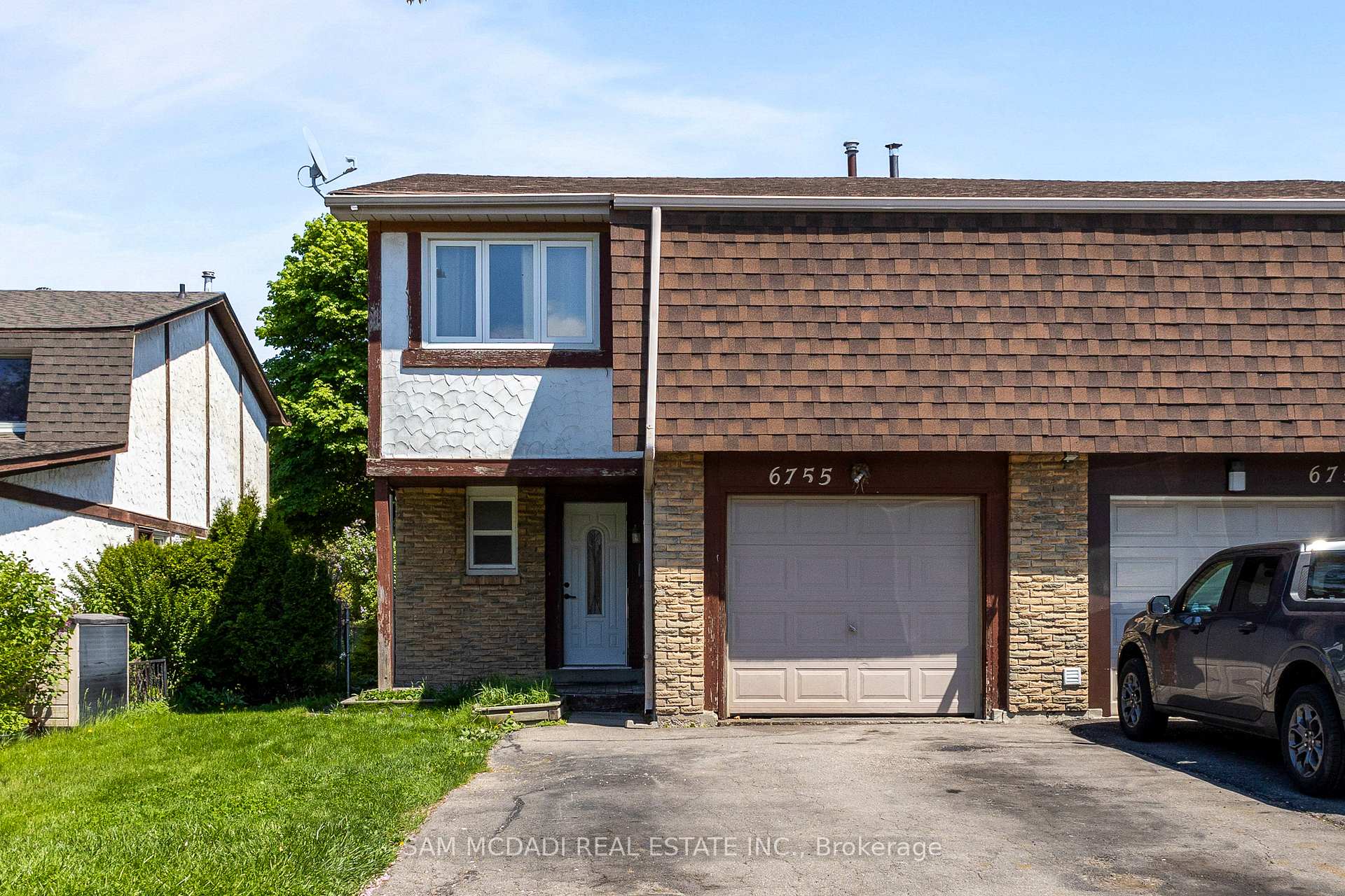Front of 6755 Segovia Road