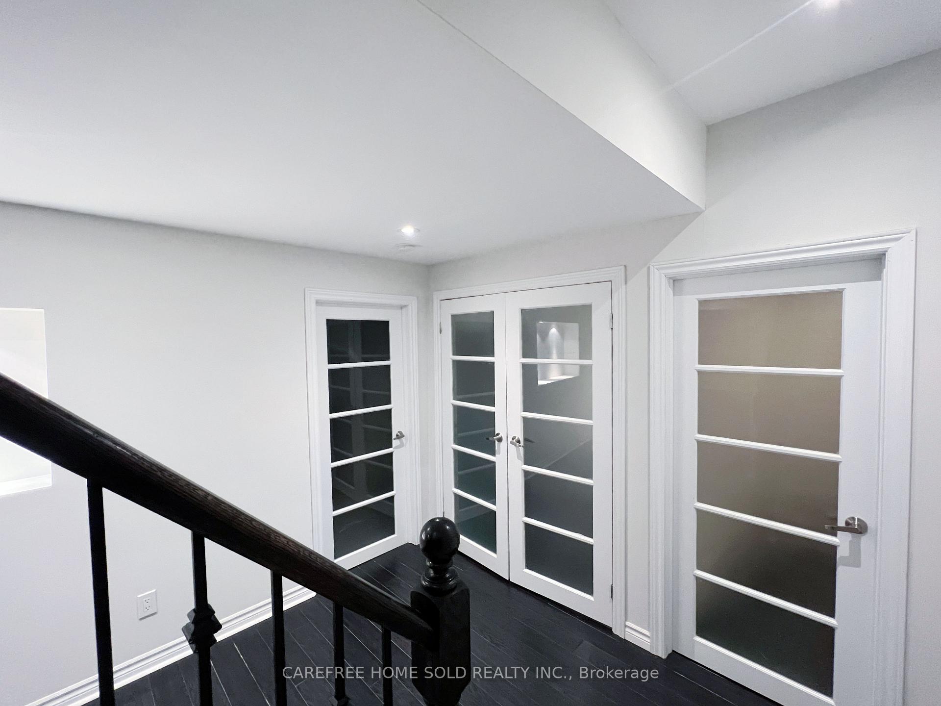 Photo 28 of 33 Oakmoor Lane, Markham, Cornell — HOMEH