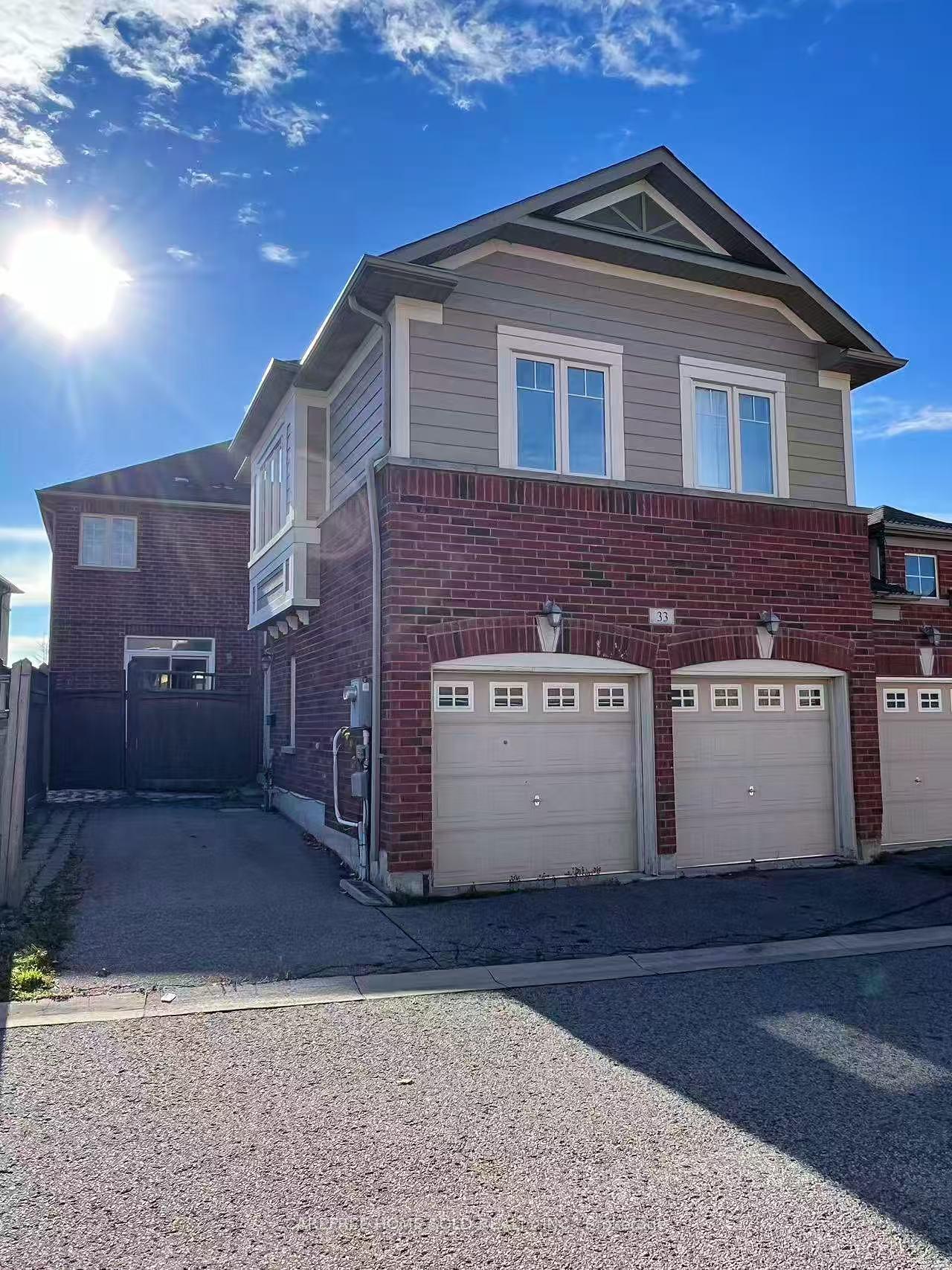 Photo 34 of 33 Oakmoor Lane, Markham, Cornell — HOMEH
