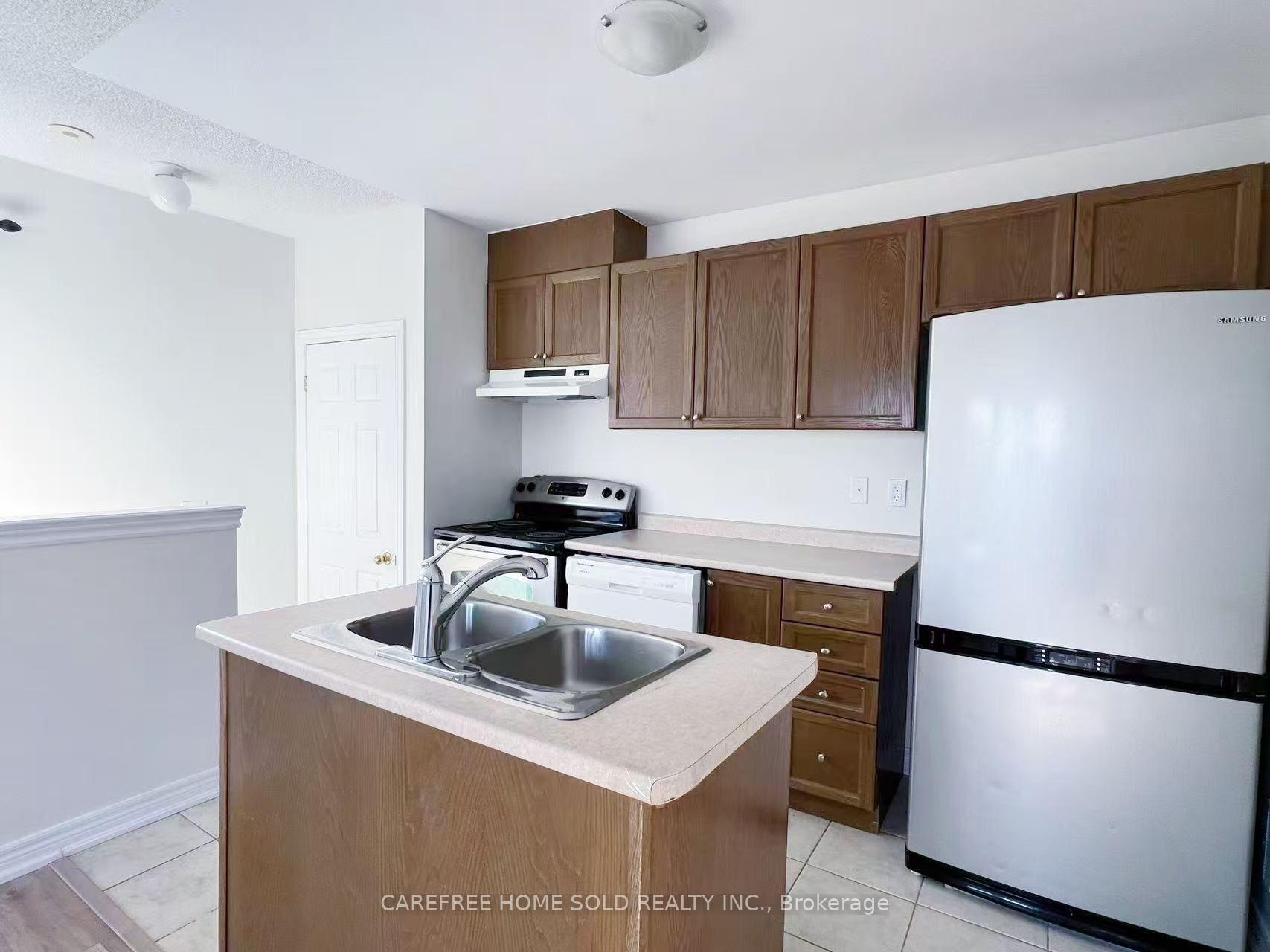 Photo 35 of 33 Oakmoor Lane, Markham, Cornell — HOMEH