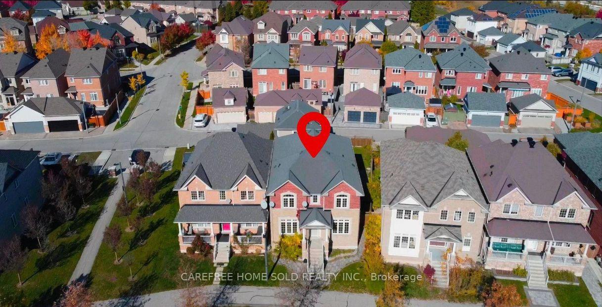 Photo 41 of 33 Oakmoor Lane, Markham, Cornell — HOMEH