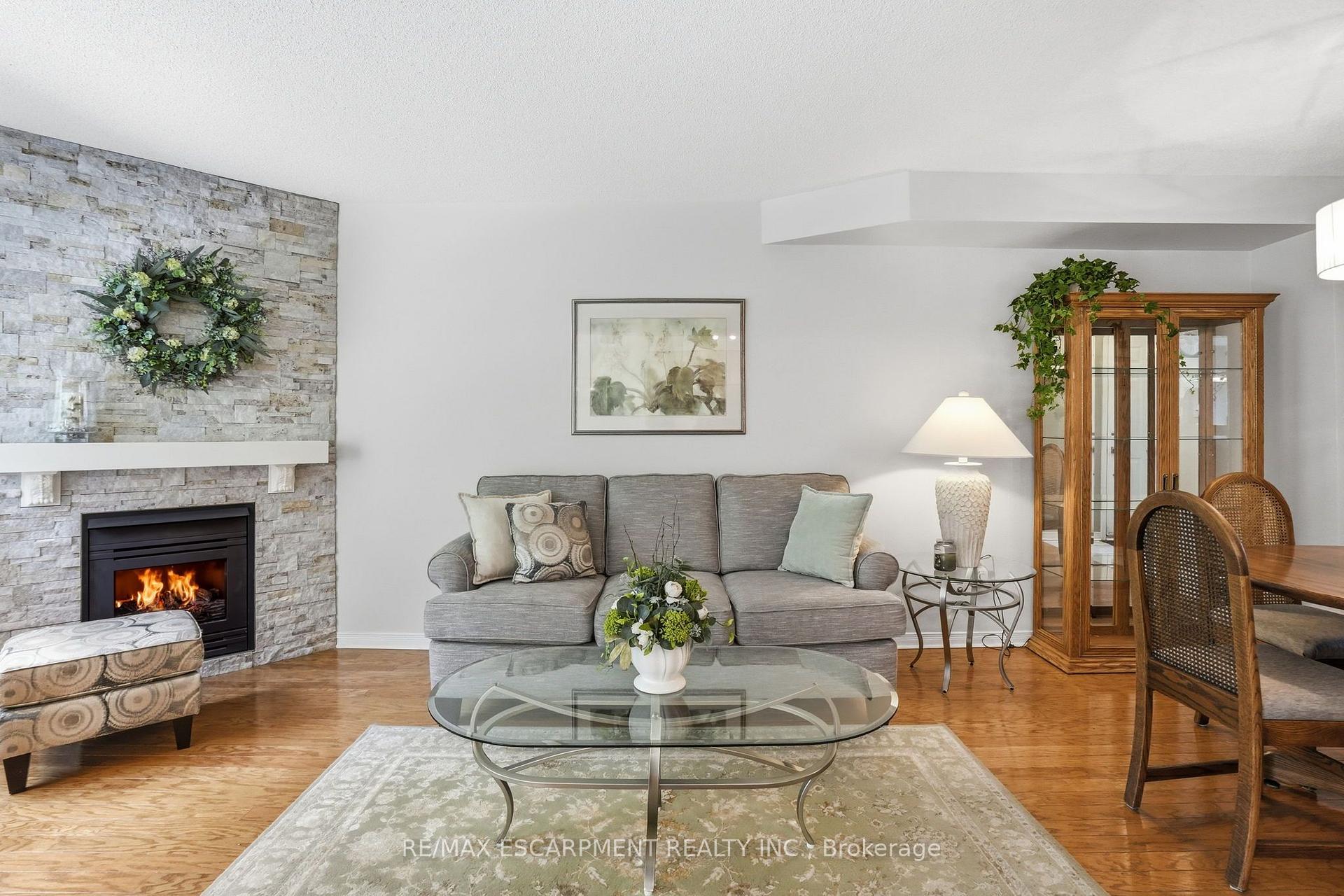 Photo 30 of Unit 9, 819 Upper Paradise Road, Hamilton, Gilkson — HOMEH