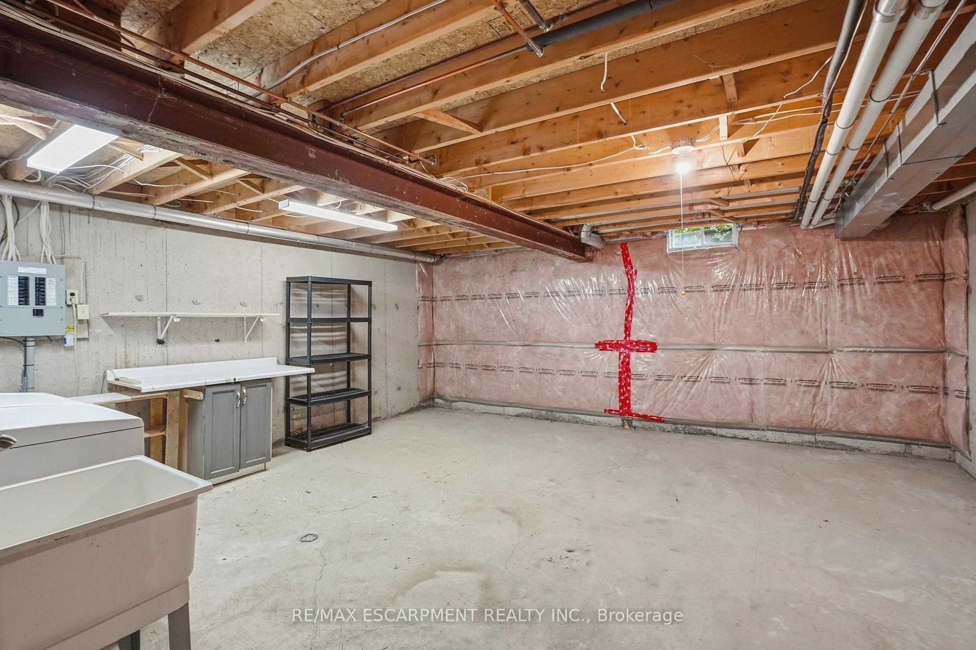 Photo 35 of Unit 9, 819 Upper Paradise Road, Hamilton, Gilkson — HOMEH