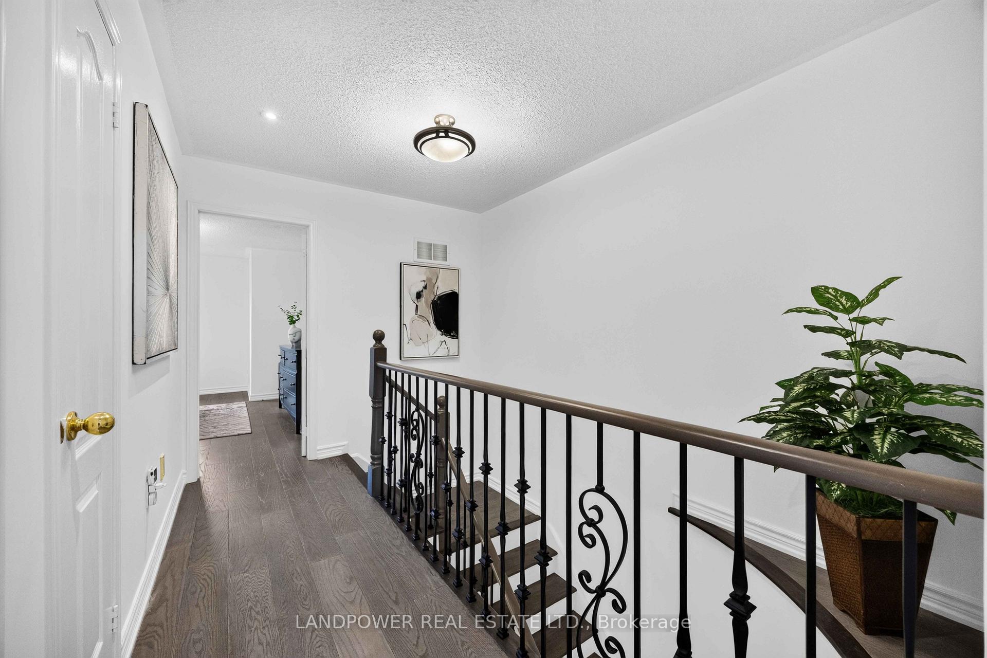 Photo 27 of 126 Rideau Drive, Richmond Hill, Langstaff — HOMEH
