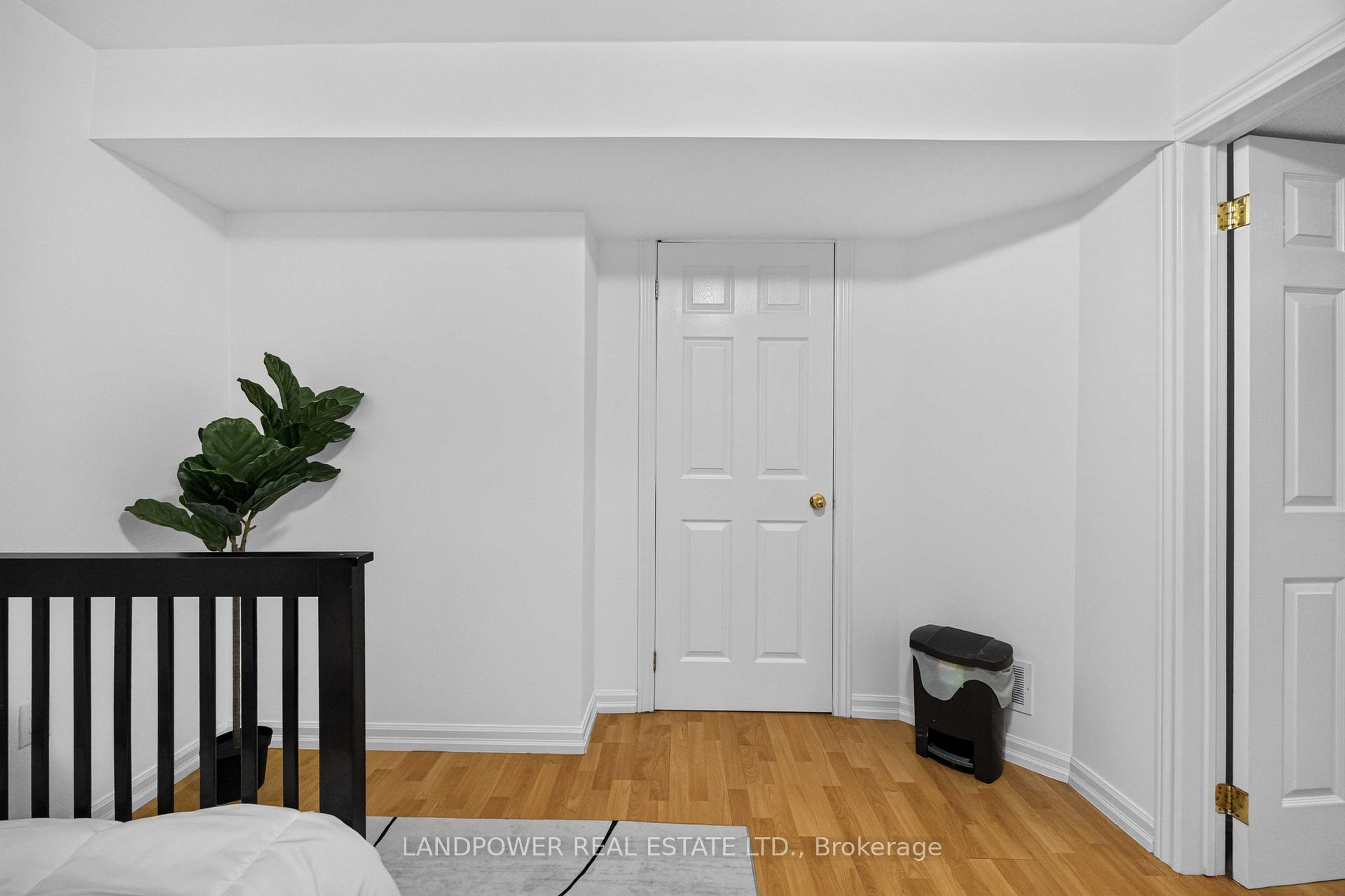 Photo 44 of 126 Rideau Drive, Richmond Hill, Langstaff — HOMEH