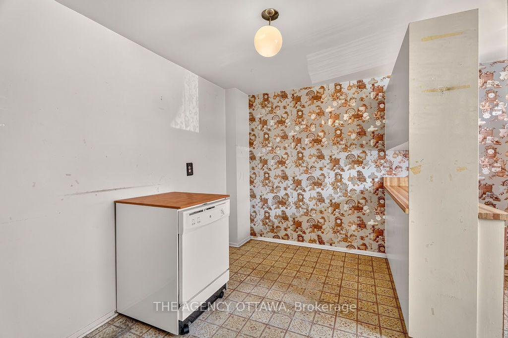 Photo 4 of Unit 45, 1464 Heatherington Road, Ottawa, Heron Gate/Industrial Park — HOMEH