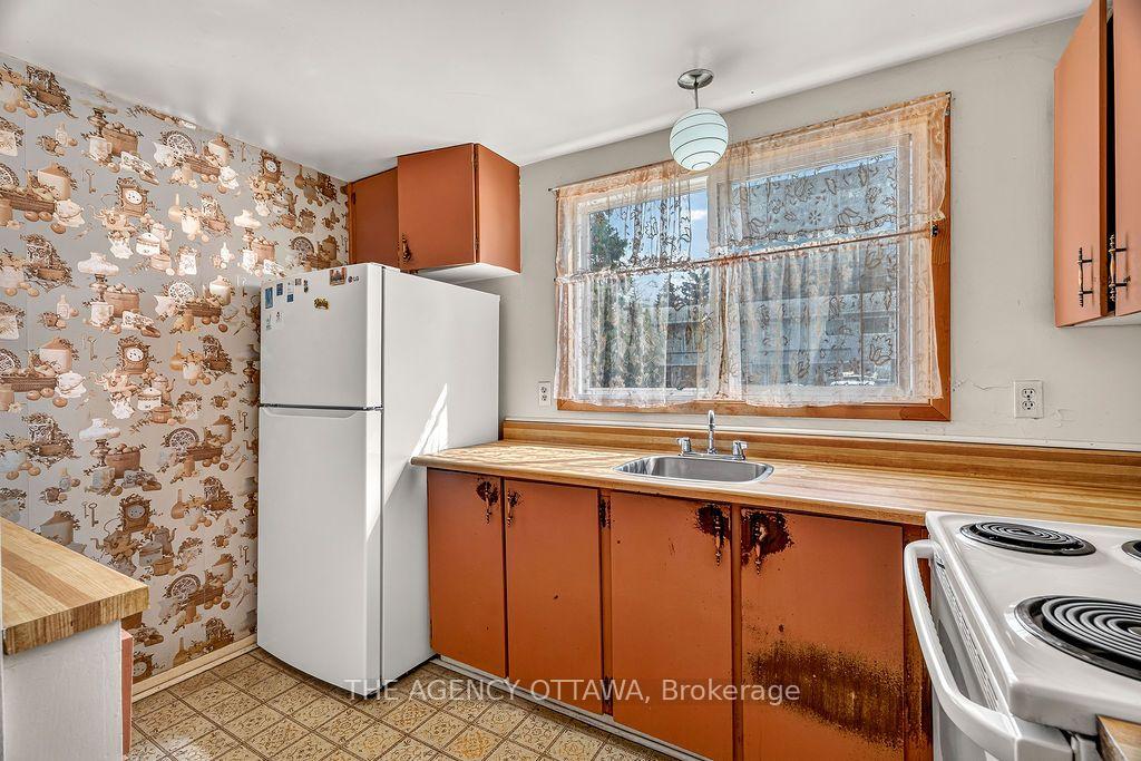 Photo 7 of Unit 45, 1464 Heatherington Road, Ottawa, Heron Gate/Industrial Park — HOMEH