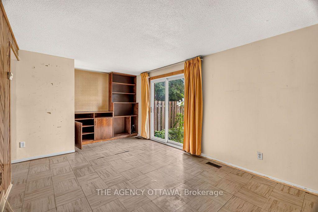 Photo 12 of Unit 45, 1464 Heatherington Road, Ottawa, Heron Gate/Industrial Park — HOMEH