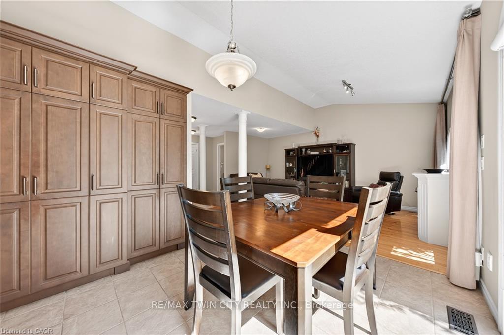 Photo 17 of 211 McNichol Drive, Cambridge, Little's Corners — HOMEH