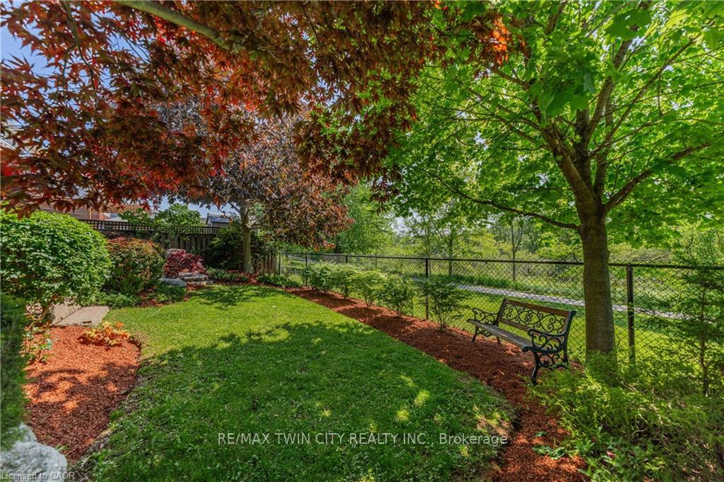 Photo 34 of 211 McNichol Drive, Cambridge, Little's Corners — HOMEH
