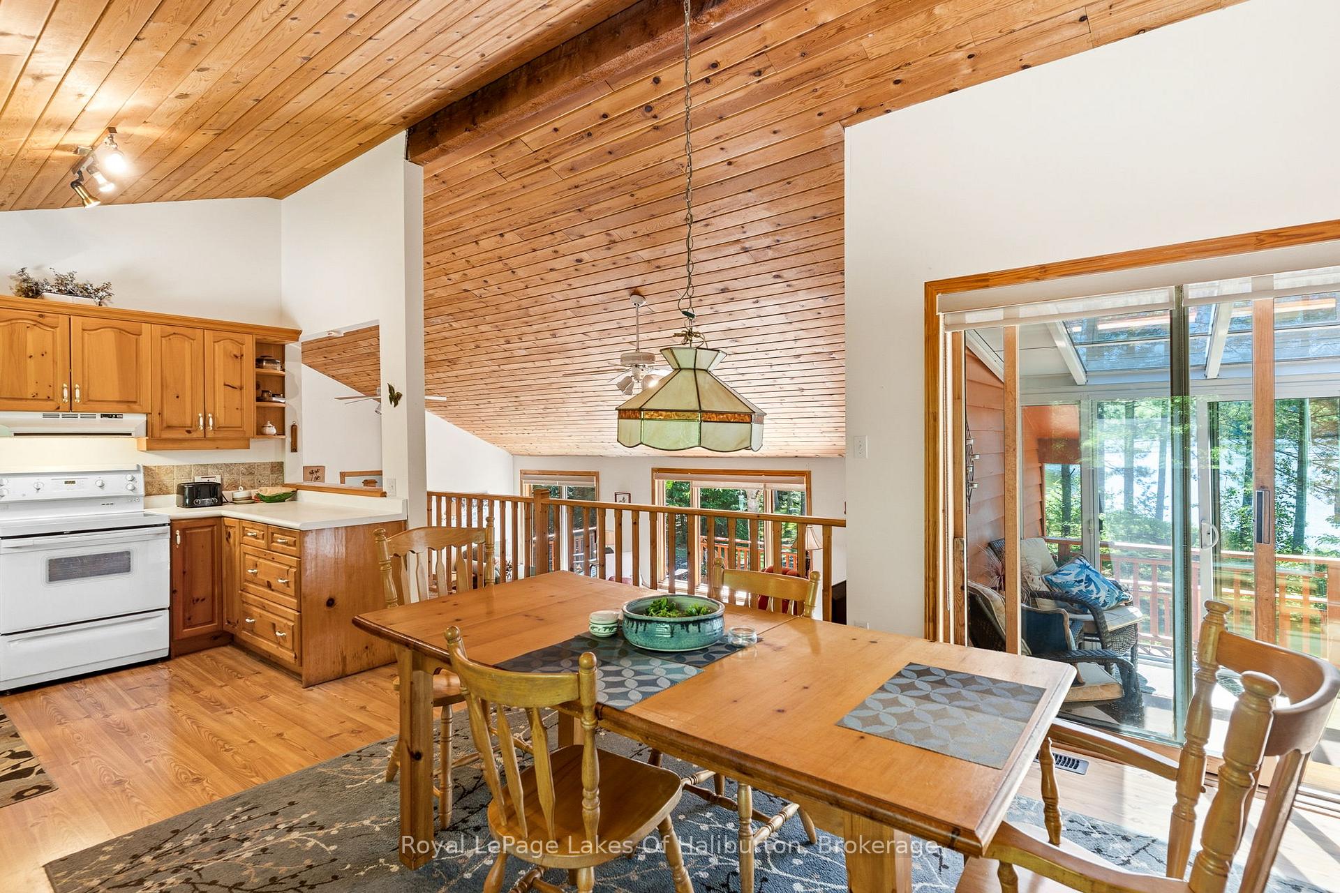 Photo 10 of 1349 Trellis Trail, Minden Hills, Anson — HOMEH
