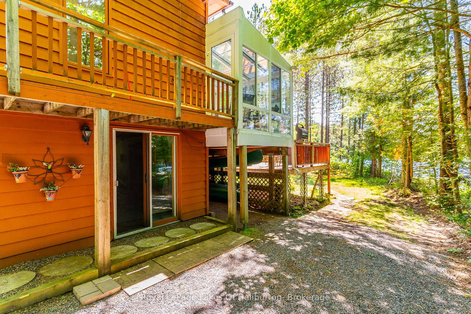 Photo 28 of 1349 Trellis Trail, Minden Hills, Anson — HOMEH