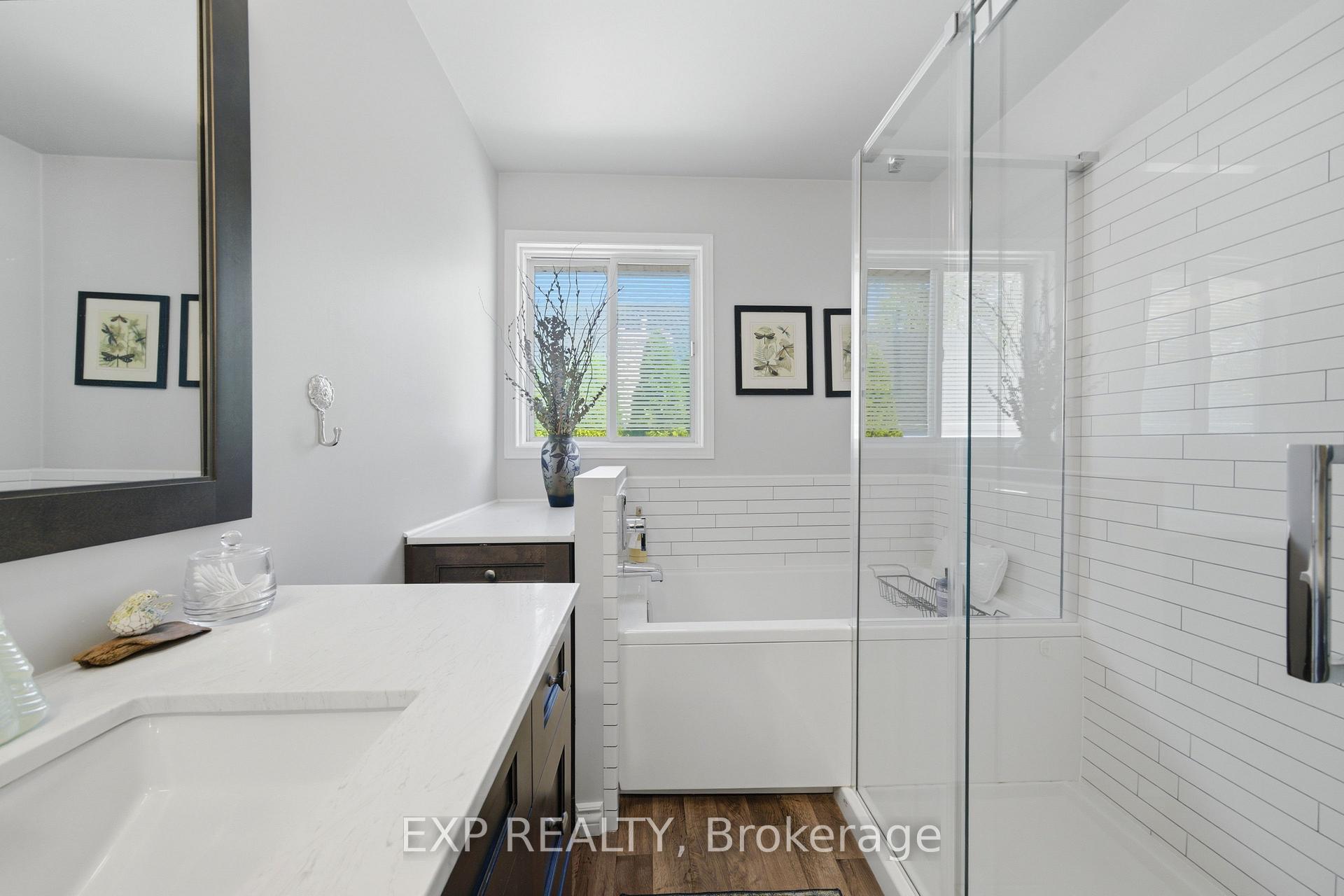 Photo 16 of 127A Lakeshore Road, St. Catharines, Lakeshore — HOMEH