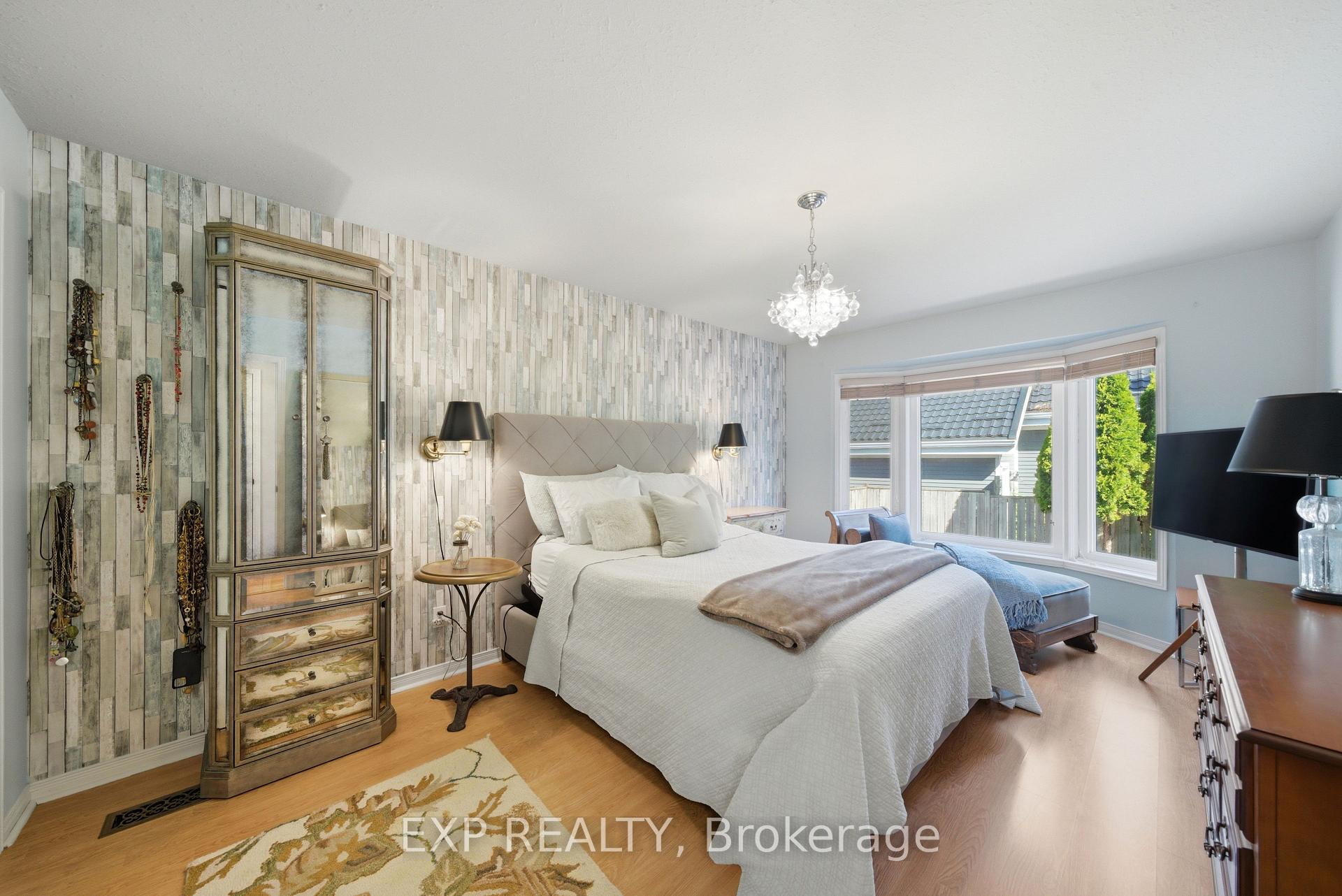 Photo 17 of 127A Lakeshore Road, St. Catharines, Lakeshore — HOMEH