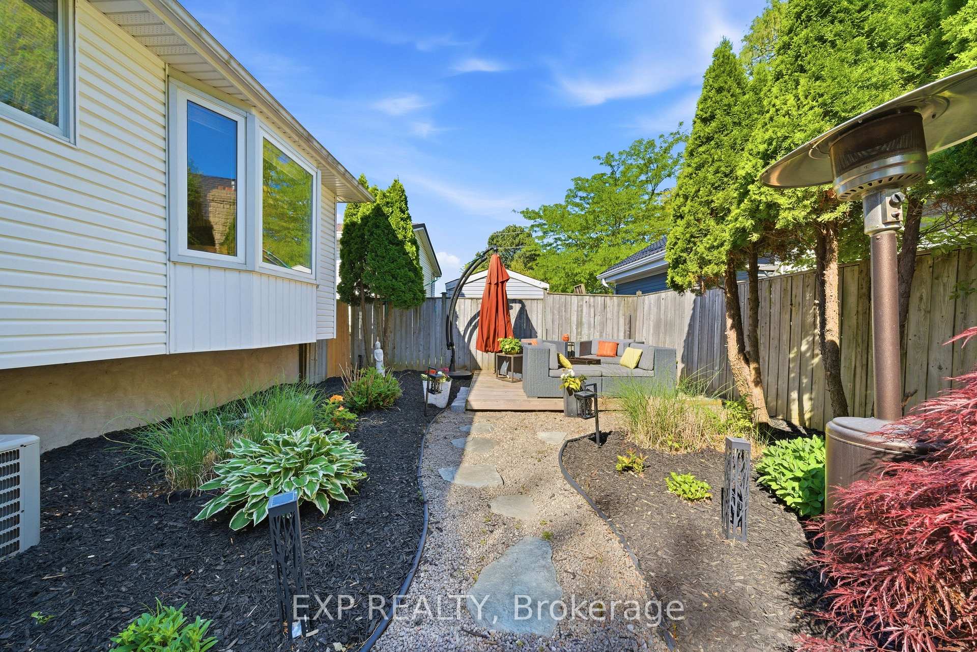 Photo 37 of 127A Lakeshore Road, St. Catharines, Lakeshore — HOMEH