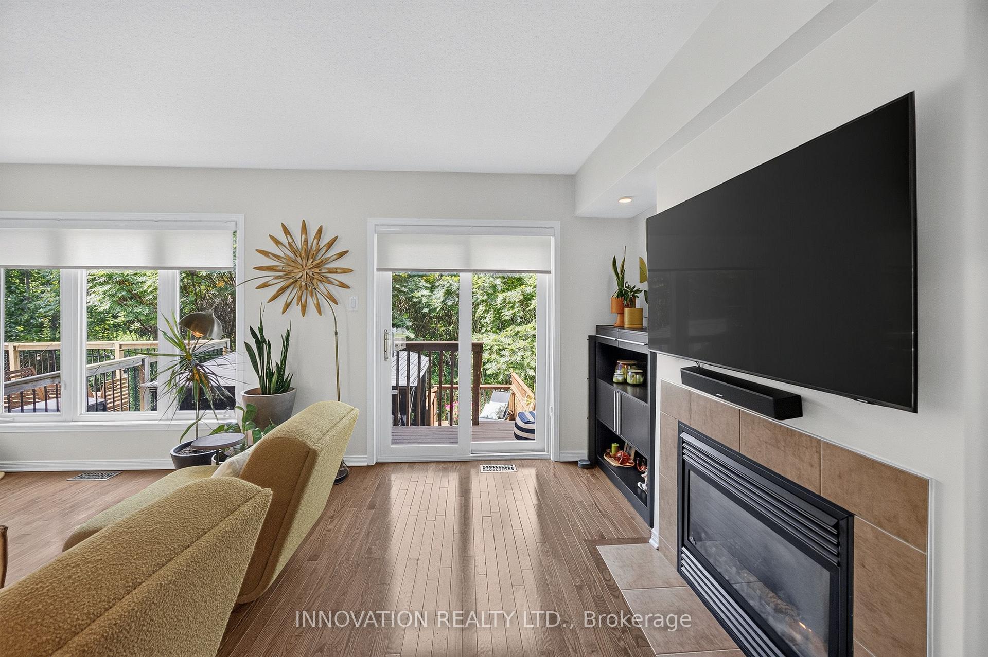 Photo 10 of 176 Parkrose Private, Ottawa, Chatelaine Village — HOMEH