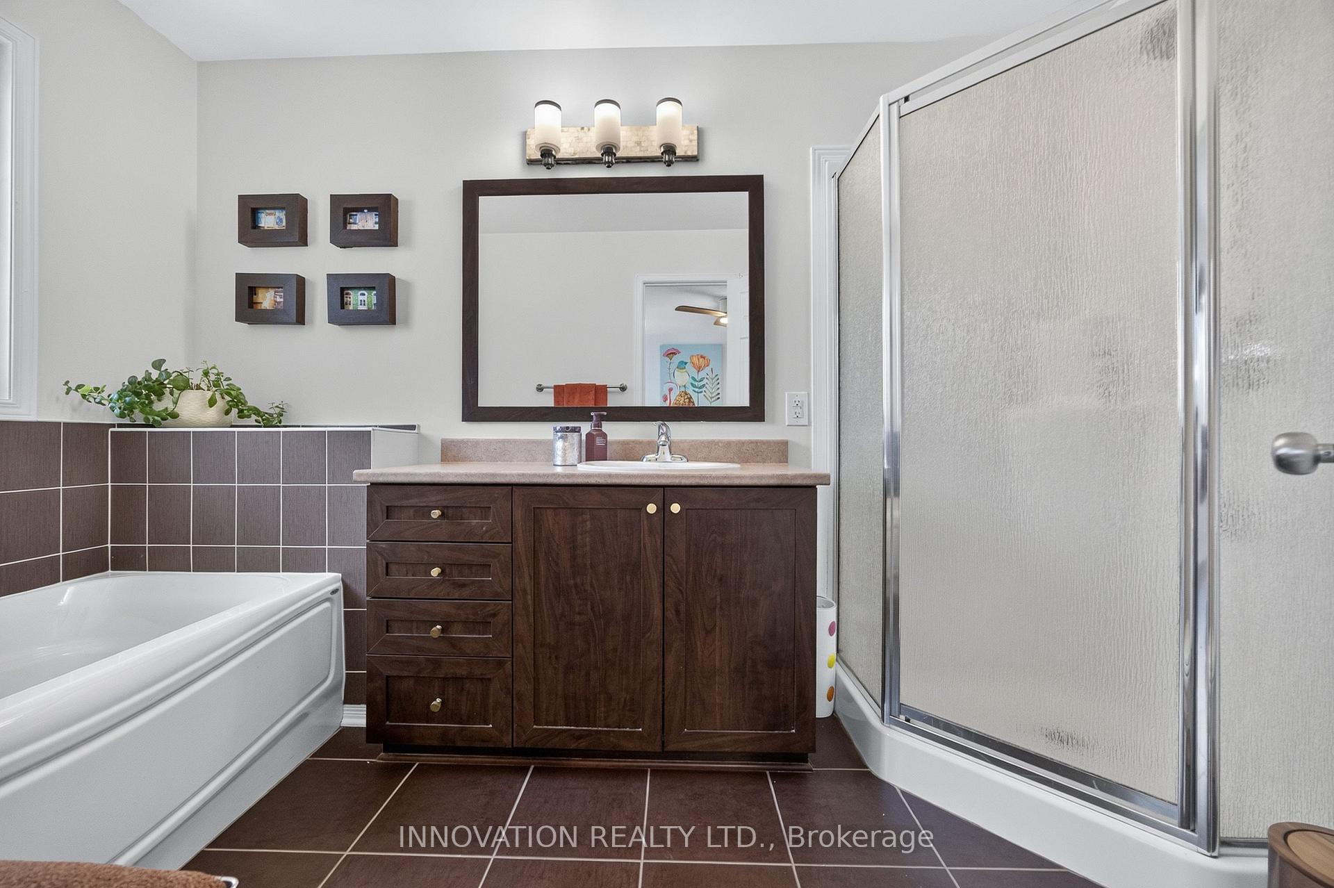 Photo 27 of 176 Parkrose Private, Ottawa, Chatelaine Village — HOMEH