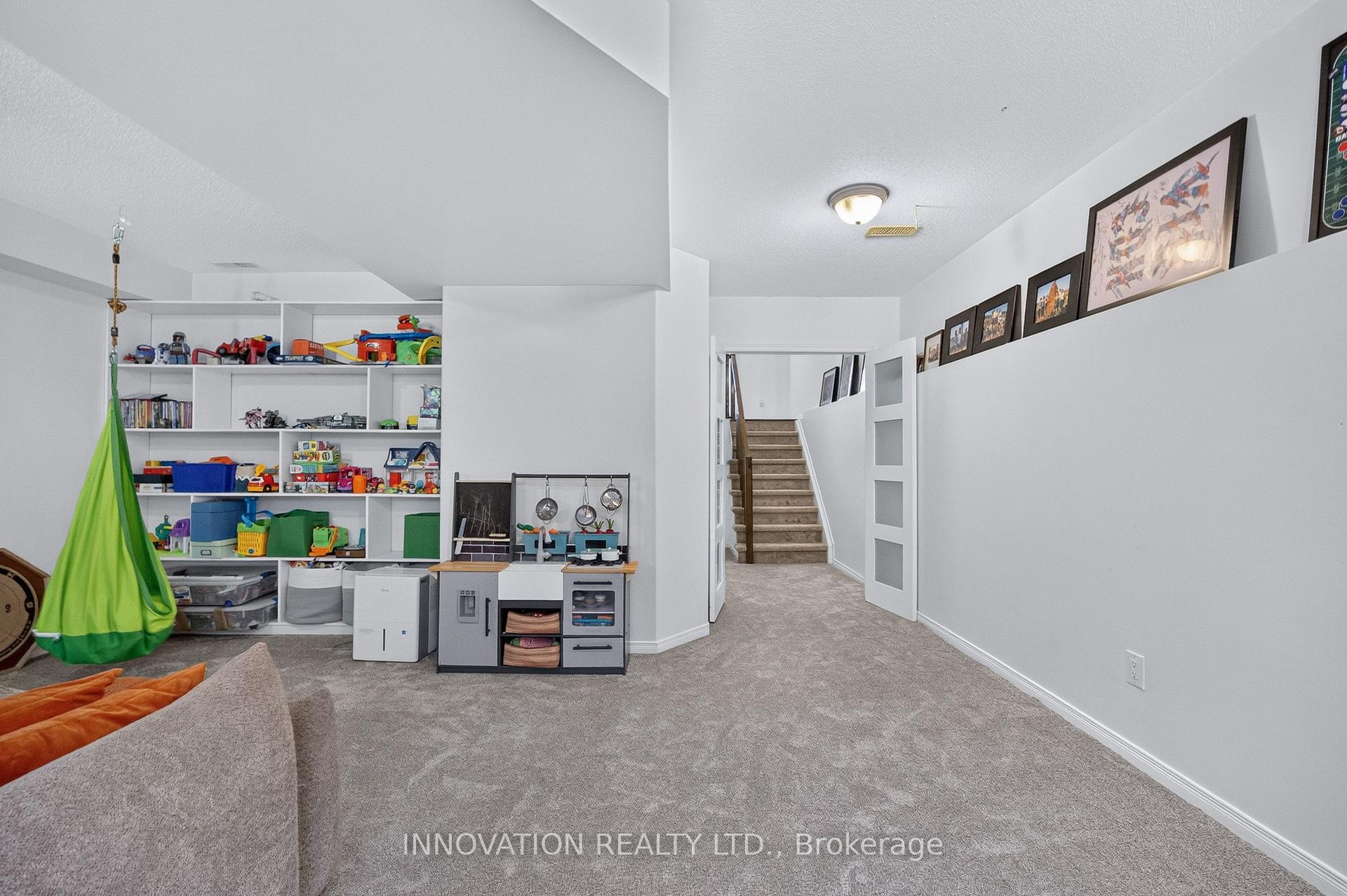 Photo 37 of 176 Parkrose Private, Ottawa, Chatelaine Village — HOMEH