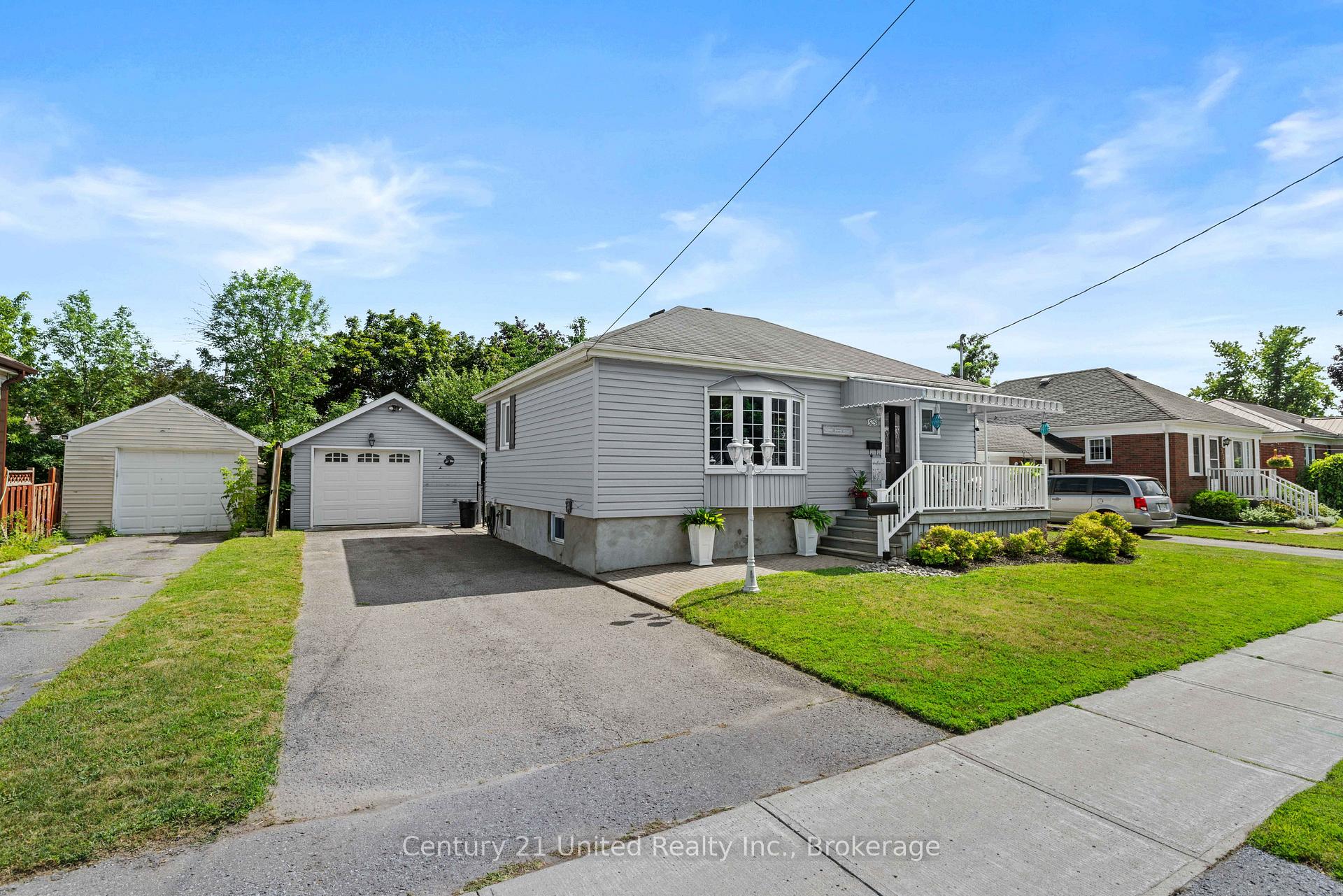 Photo 2 of 525 Howden Street, Peterborough, Otonabee Ward 1 — HOMEH