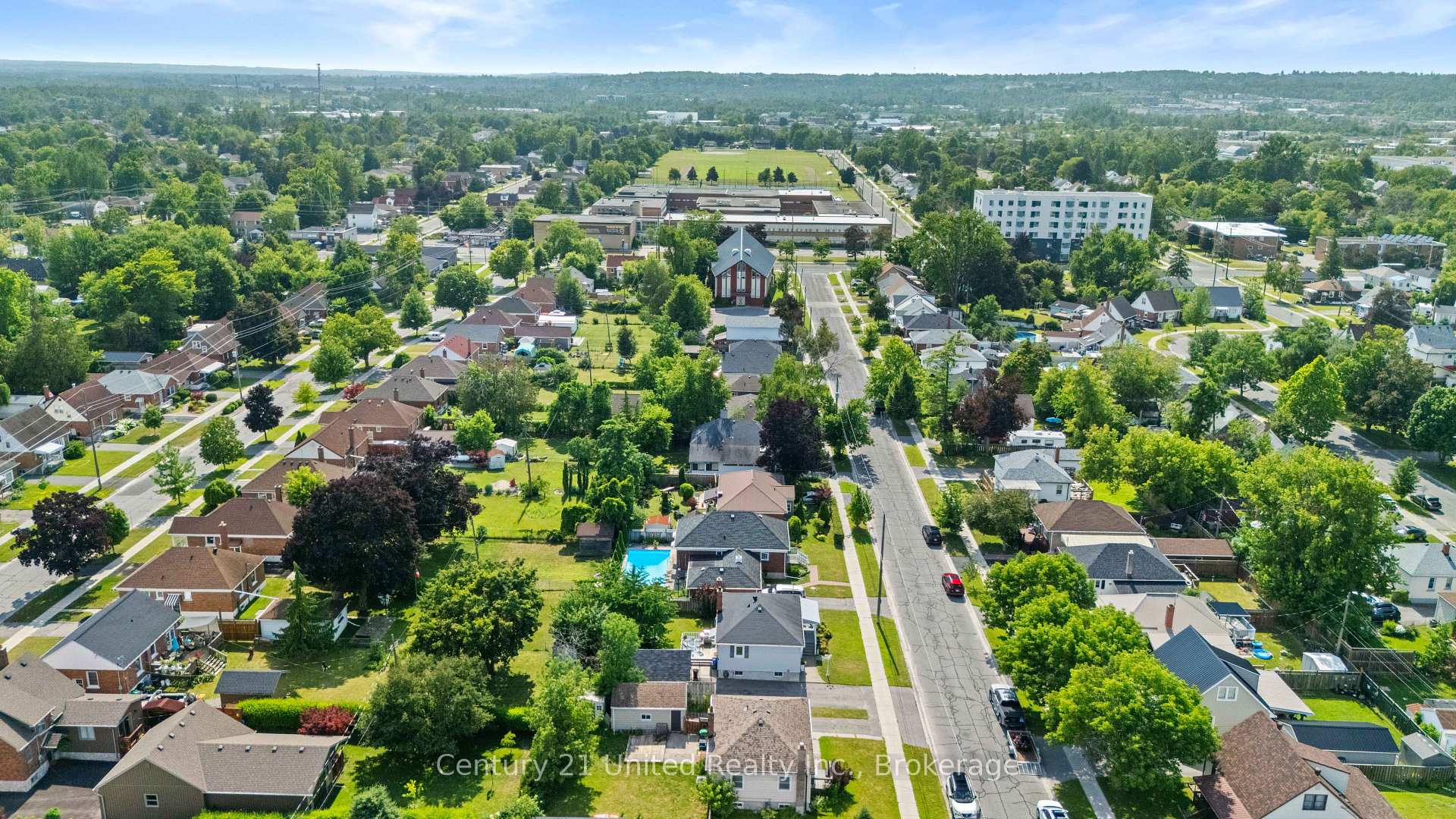 Photo 27 of 525 Howden Street, Peterborough, Otonabee Ward 1 — HOMEH