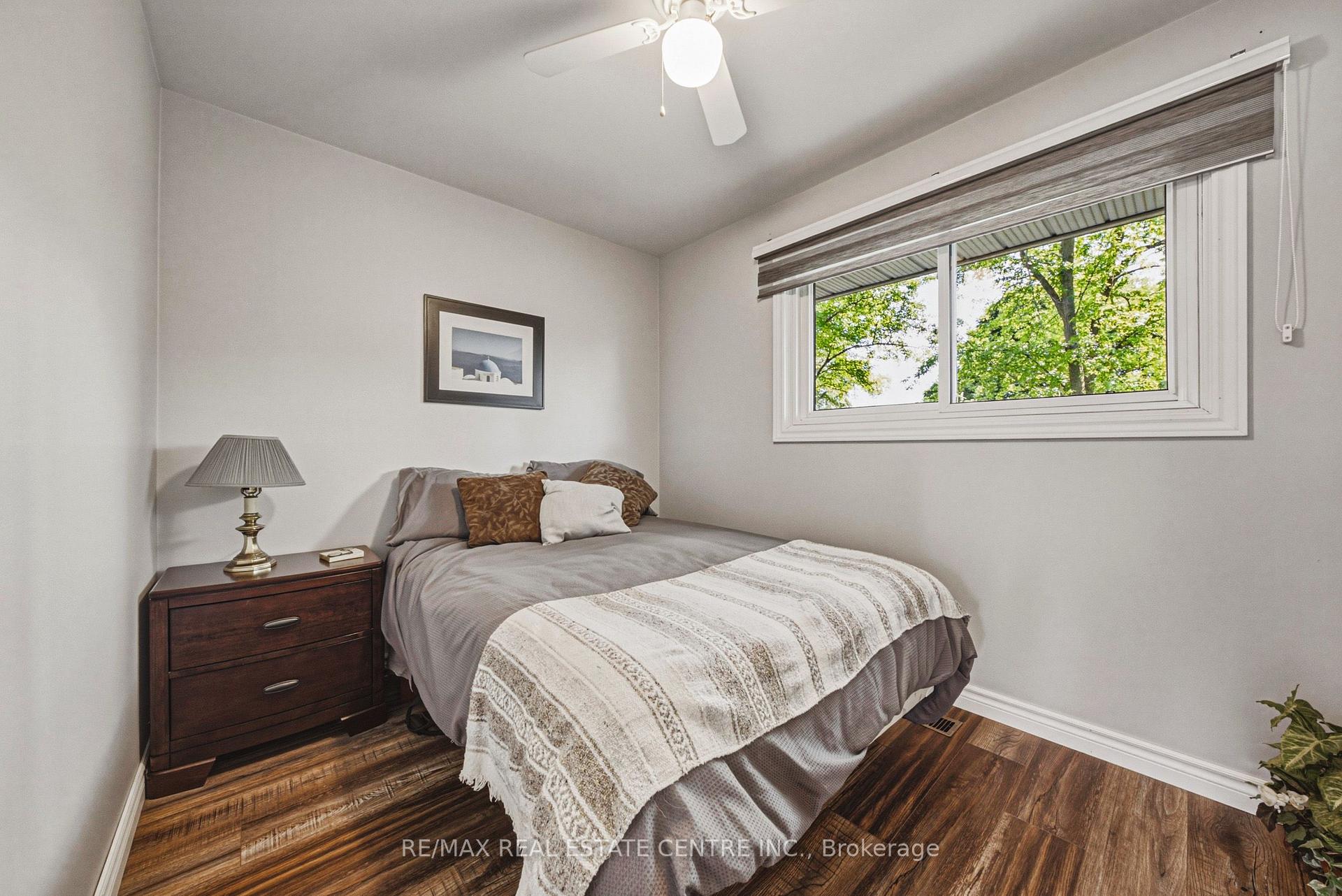 Photo 14 of 1821 Biscayne Drive, Cambridge, Galt City Centre — HOMEH