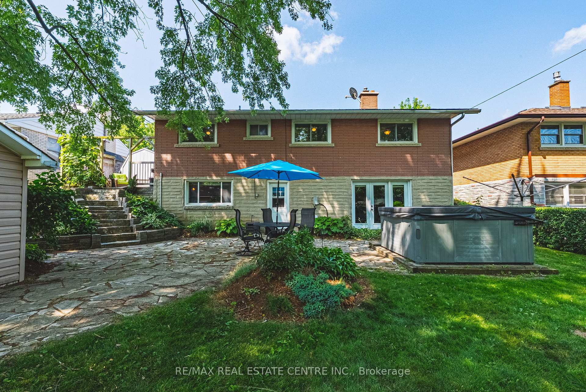 Photo 31 of 1821 Biscayne Drive, Cambridge, Galt City Centre — HOMEH