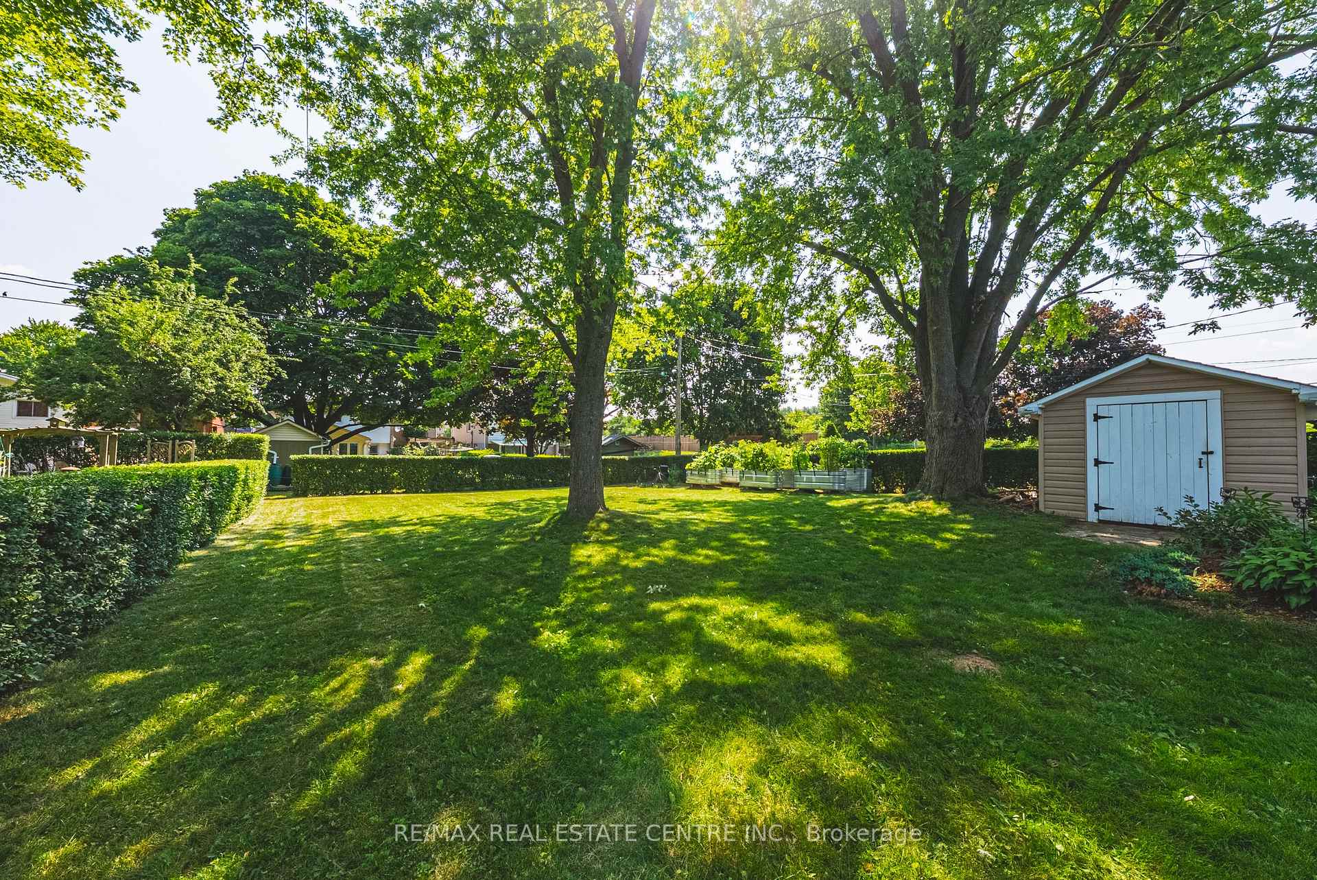 Photo 32 of 1821 Biscayne Drive, Cambridge, Galt City Centre — HOMEH