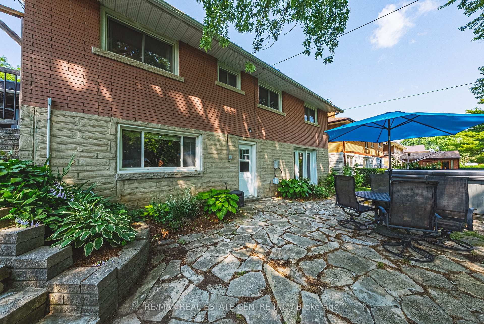 Photo 35 of 1821 Biscayne Drive, Cambridge, Galt City Centre — HOMEH