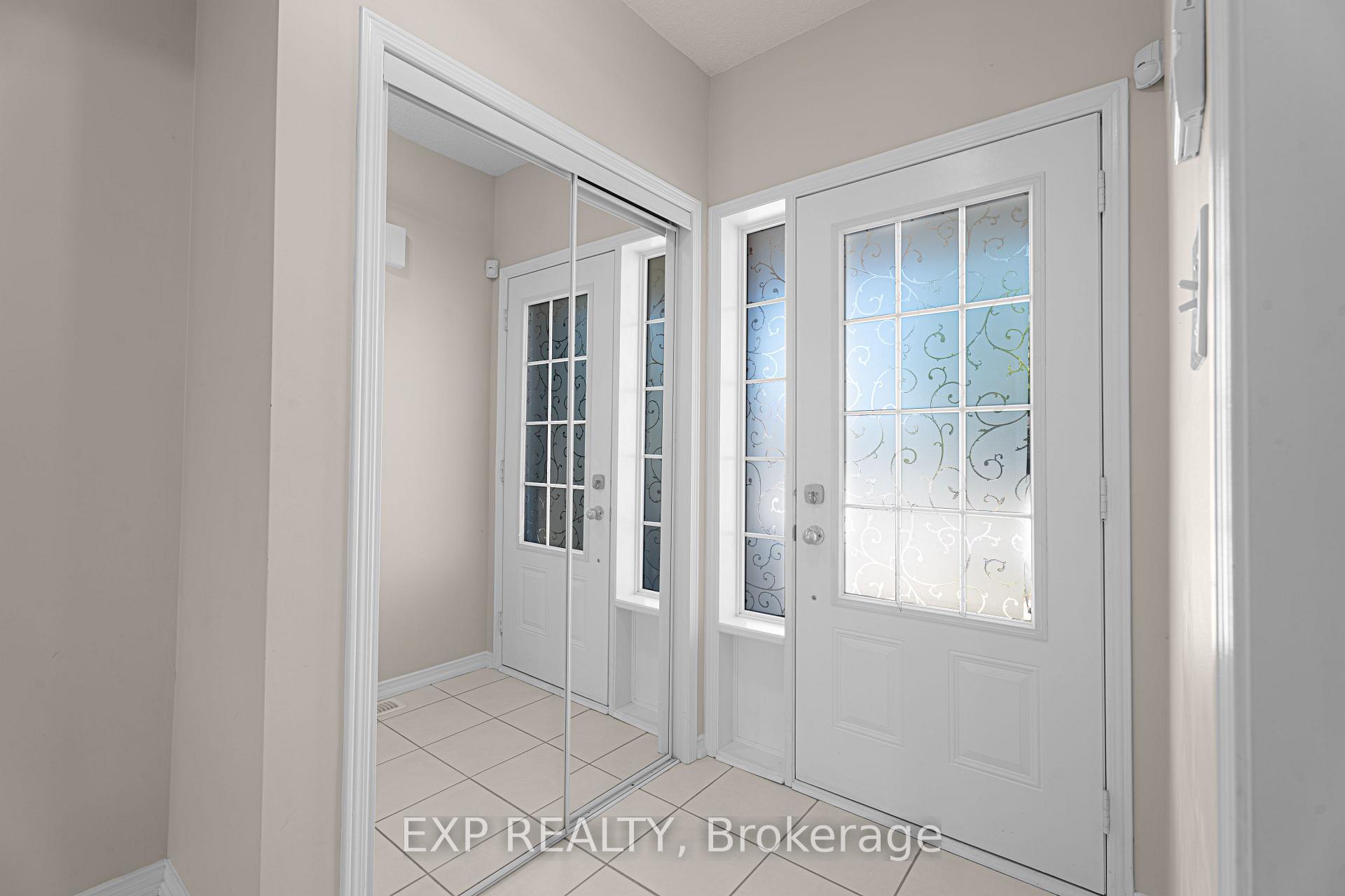 Photo 5 of 10 Kinrade Crescent, Ajax, Central East — HOMEH