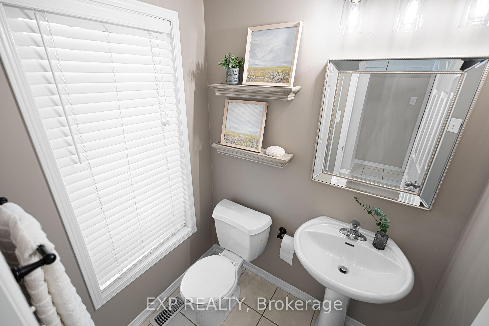 Photo 6 of 10 Kinrade Crescent, Ajax, Central East — HOMEH