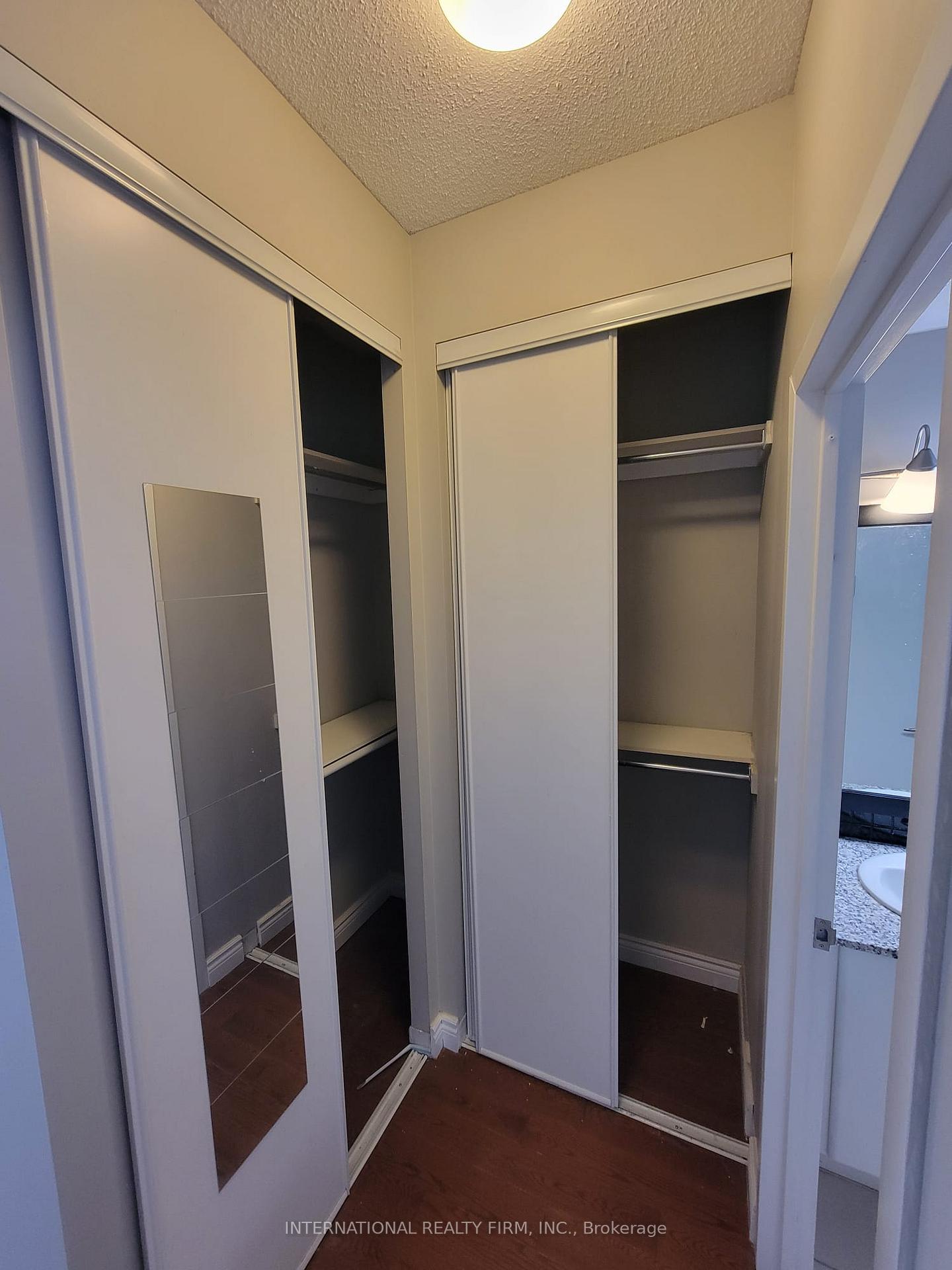 Photo 11 of Unit 3202, 33 Sheppard Avenue E, North York, Willowdale East — HOMEH