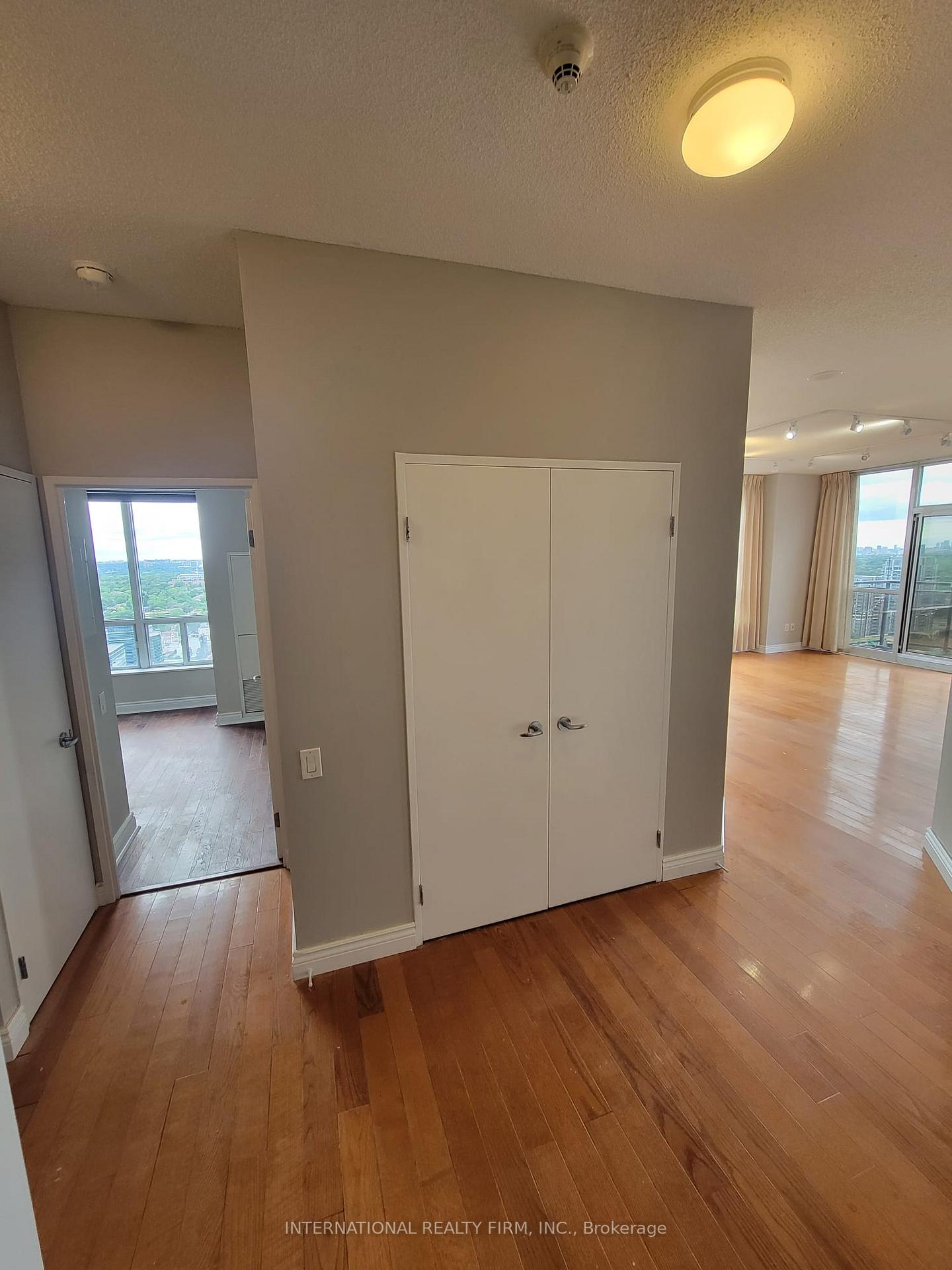 Photo 15 of Unit 3202, 33 Sheppard Avenue E, North York, Willowdale East — HOMEH