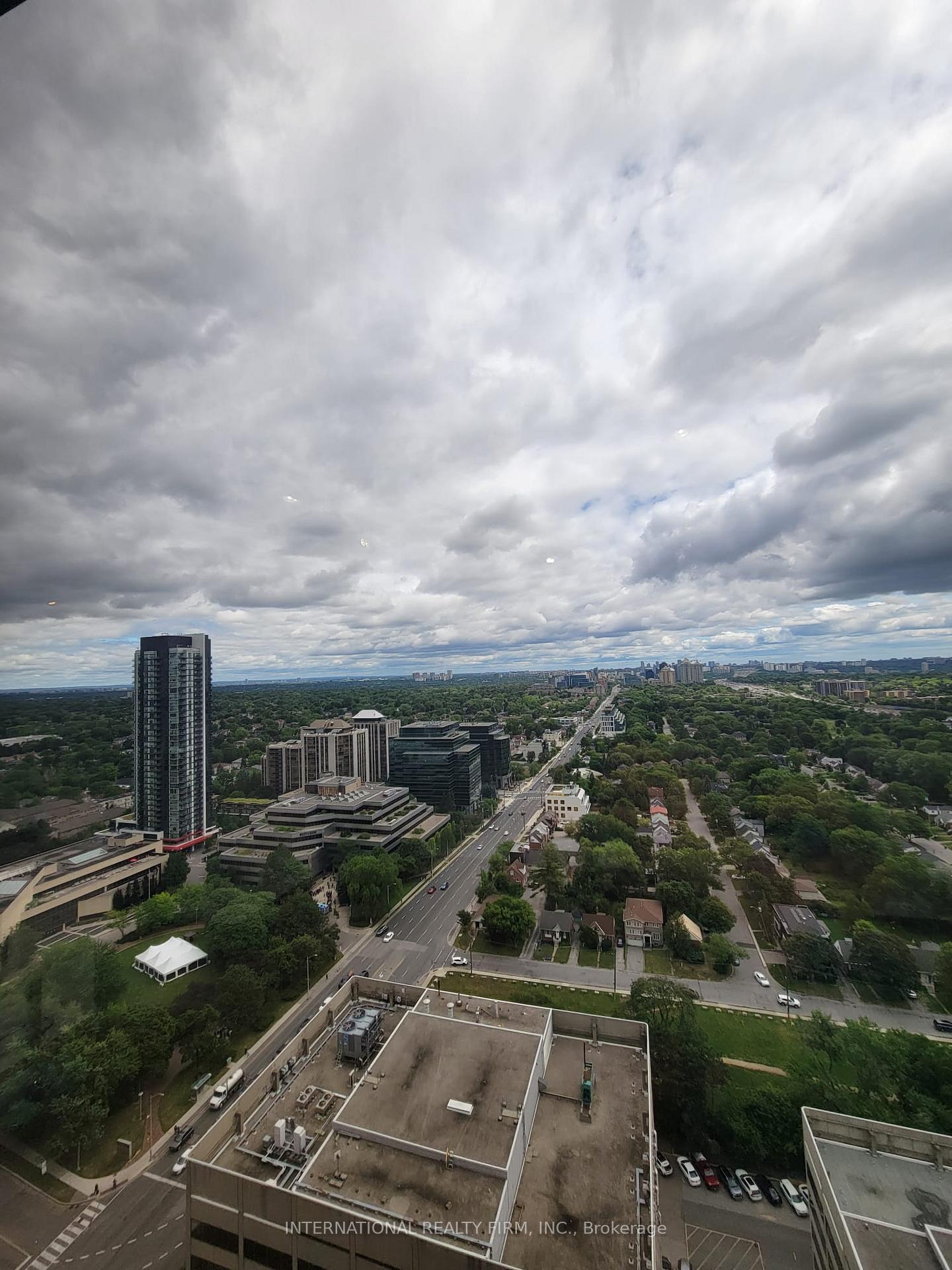 Photo 16 of Unit 3202, 33 Sheppard Avenue E, North York, Willowdale East — HOMEH