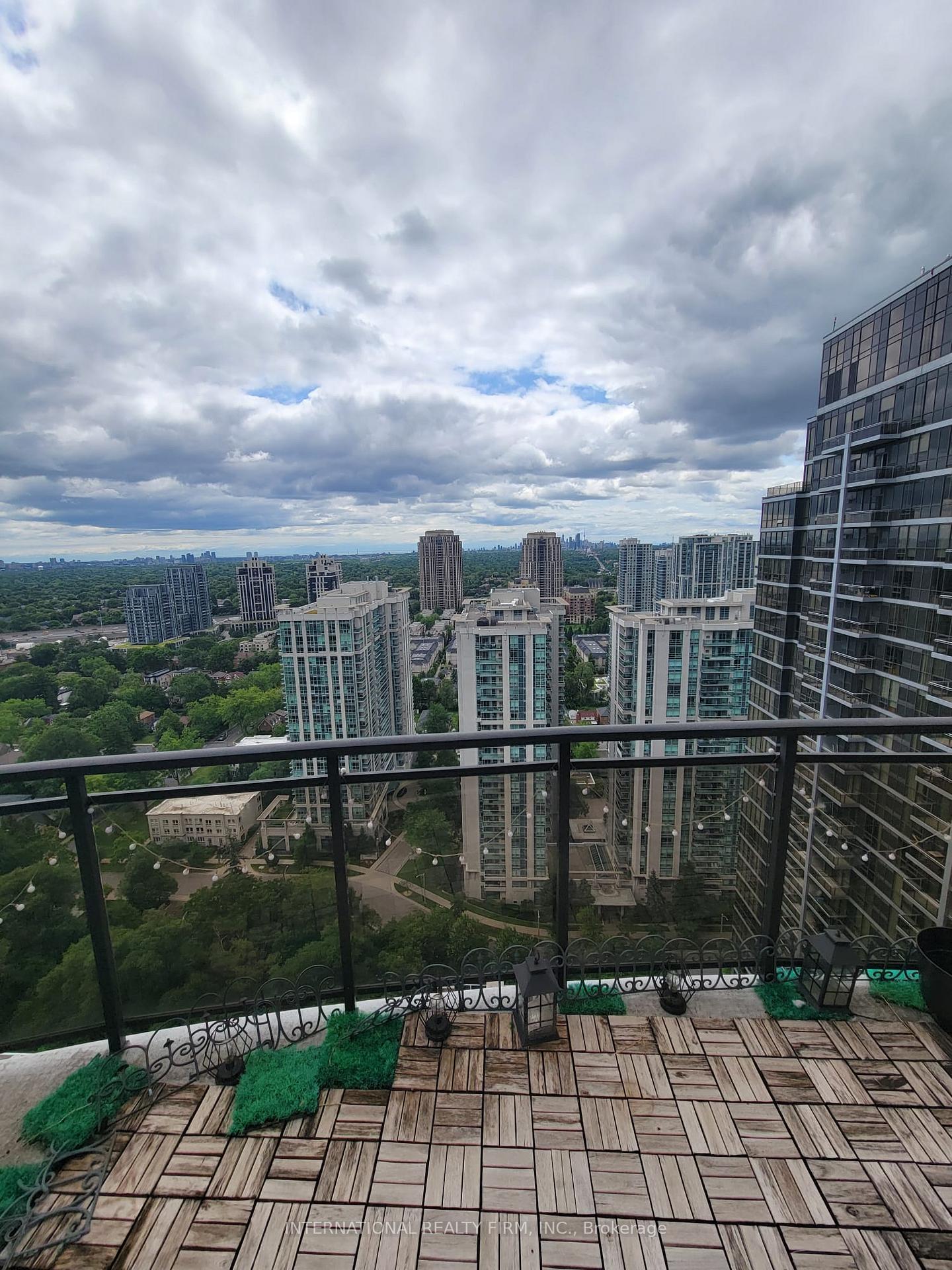 Photo 19 of Unit 3202, 33 Sheppard Avenue E, North York, Willowdale East — HOMEH